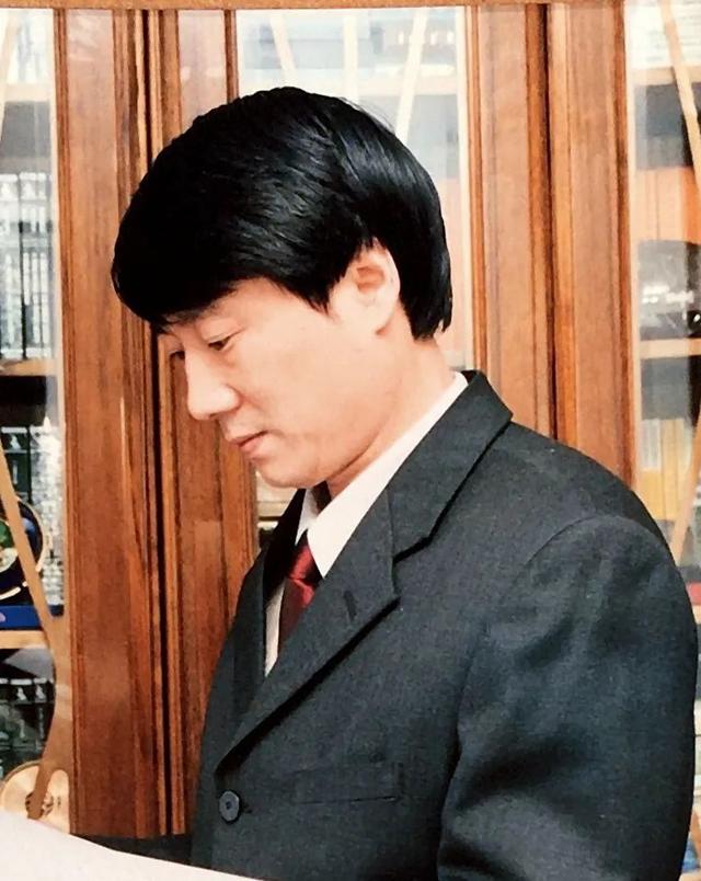 5c80ba43b1a8470b8531f8cdbbcc9449.jpg 5c80ba43b1a8470b8531f8cdbbcc9449.jpg