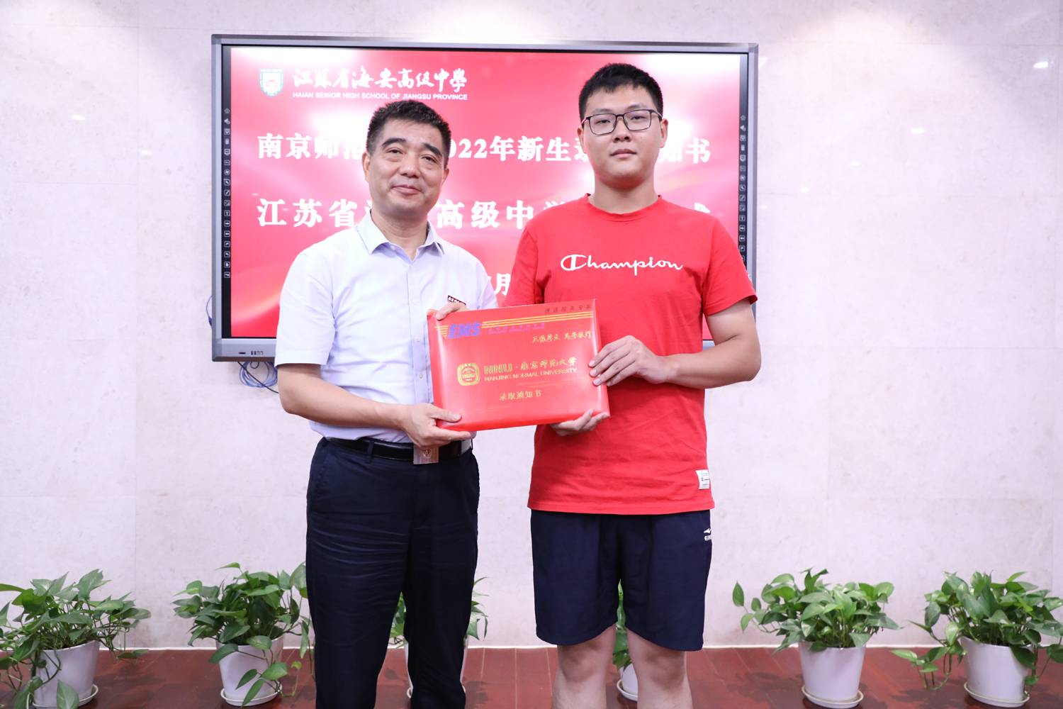 6d4b76a2ea6a4db09a95ceffa970babe.jpg 6d4b76a2ea6a4db09a95ceffa970babe.jpg