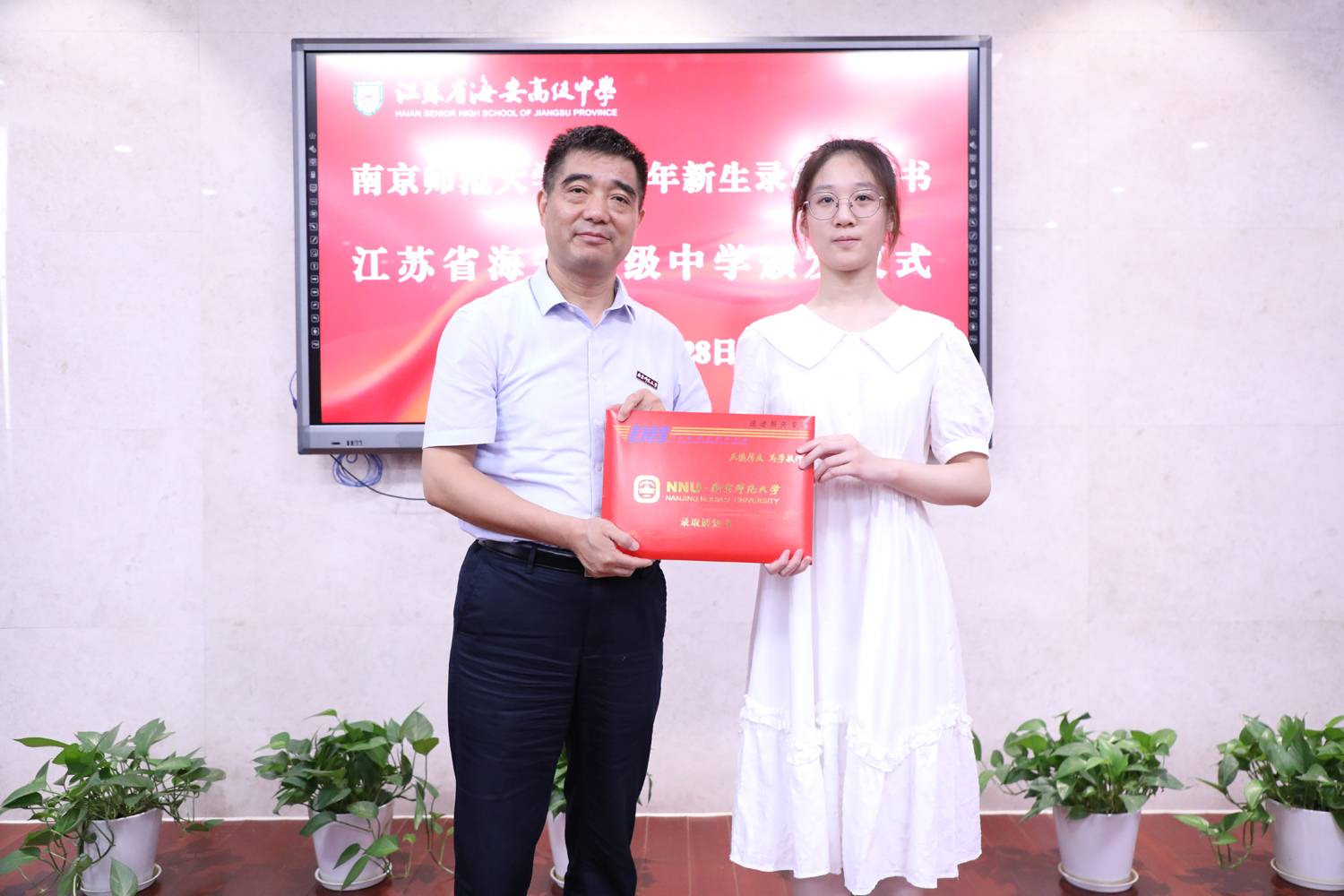 7e7ecc31256347f0864b9e4756f706d7.jpg 7e7ecc31256347f0864b9e4756f706d7.jpg