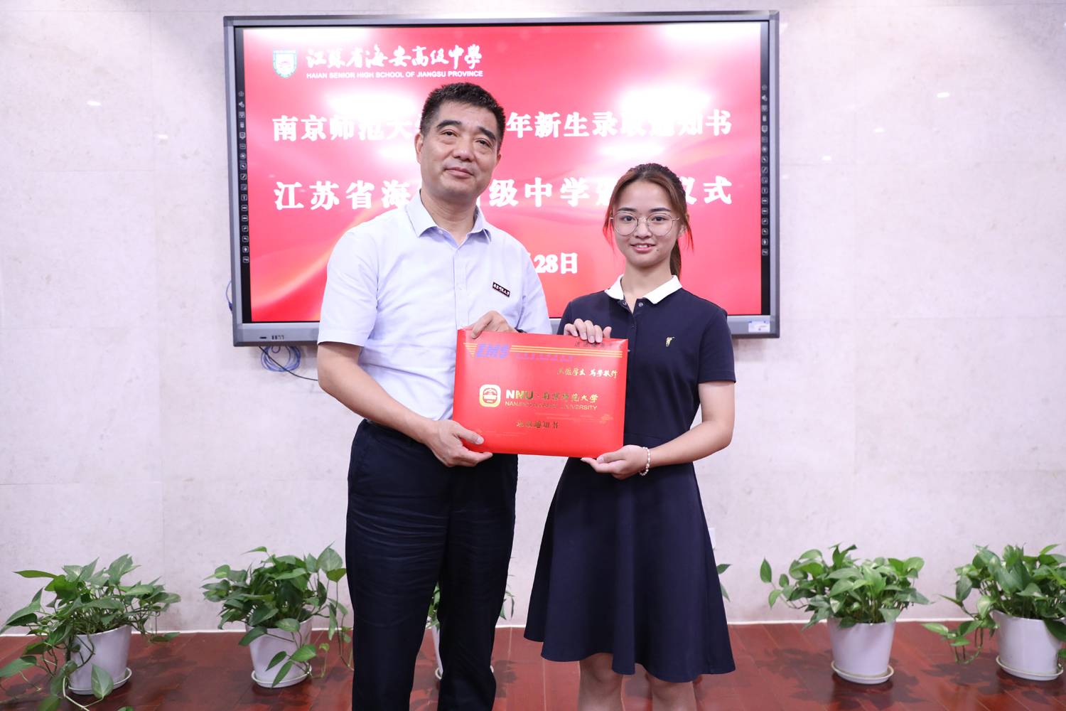 81ee0a22c3ce4170990727b5a1e60b09.jpg 81ee0a22c3ce4170990727b5a1e60b09.jpg