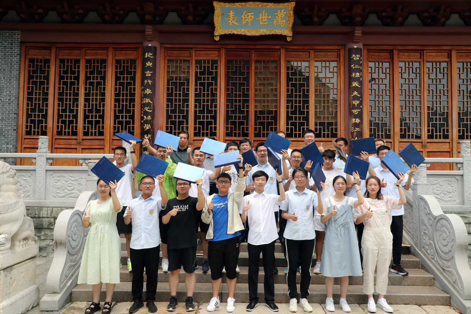 0c4544a66ae645e49b0fc1e2d5416307.jpg 0c4544a66ae645e49b0fc1e2d5416307.jpg