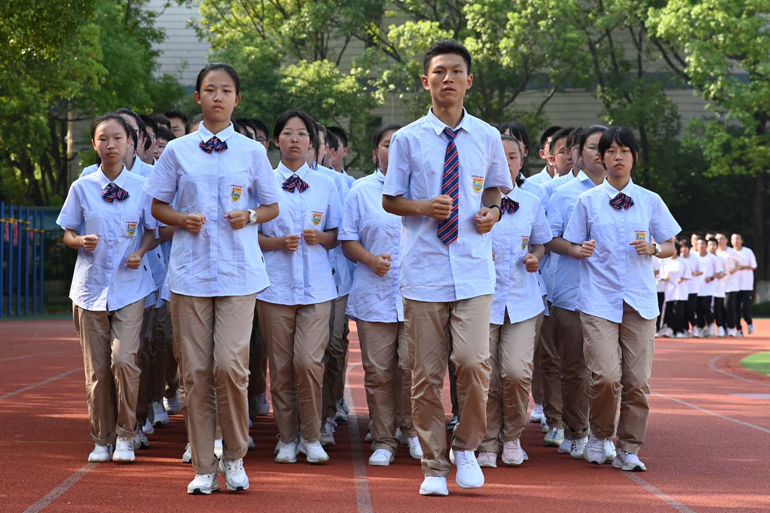 f0c9ed0eb13f4fff98f36b5a67c5e581.jpg f0c9ed0eb13f4fff98f36b5a67c5e581.jpg