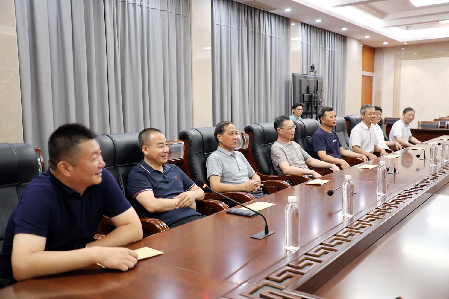 3567e3d1f2414fddbad443edc707900a.jpg 3567e3d1f2414fddbad443edc707900a.jpg