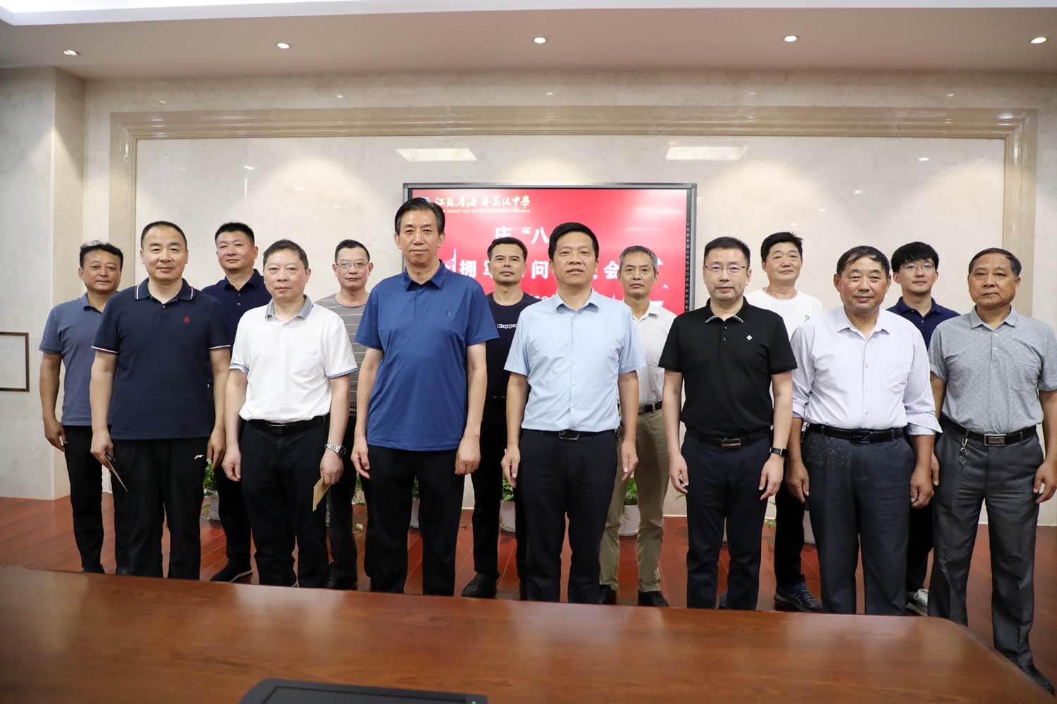 b6992f8f64fb43a5a791f6597cb79802.jpg b6992f8f64fb43a5a791f6597cb79802.jpg