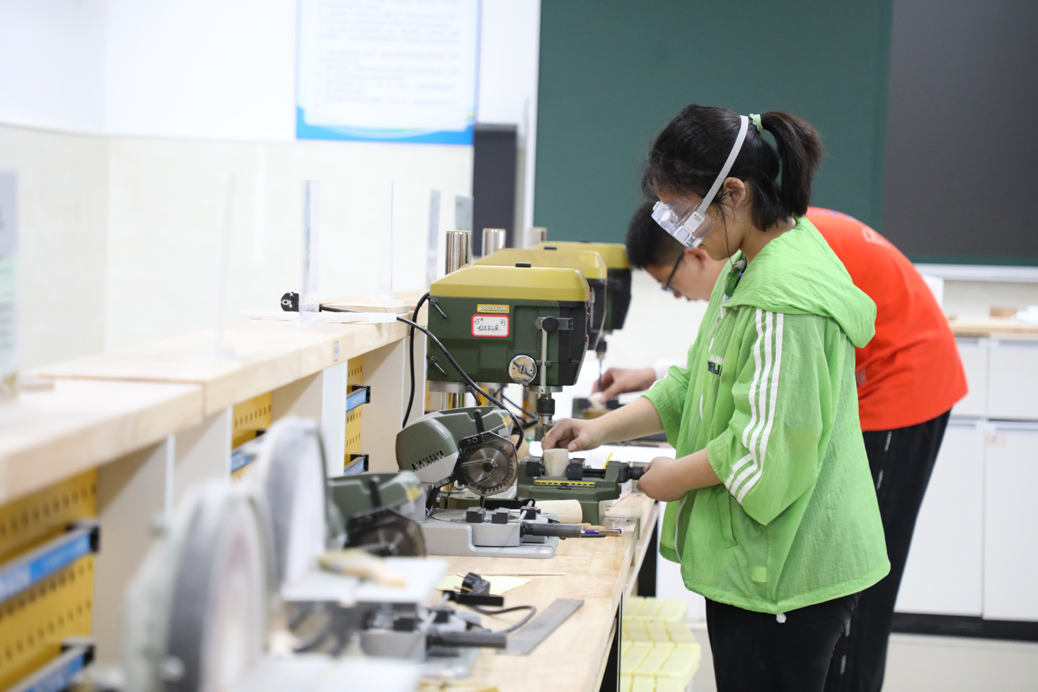 67e6250b6d634c6e9376f9aa09555bb0.jpg 67e6250b6d634c6e9376f9aa09555bb0.jpg