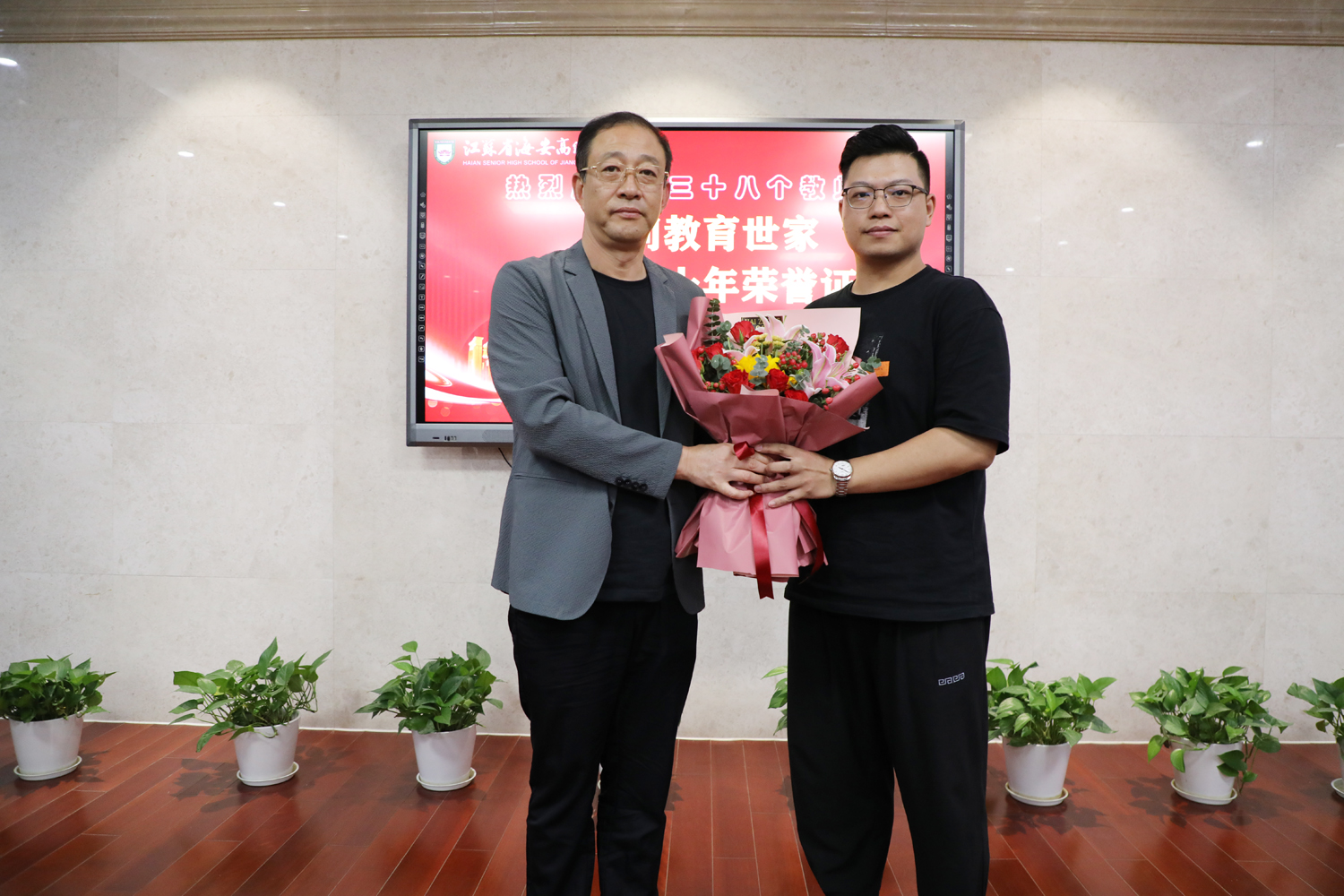 632f0c30b06747f997de4017314a7b97.jpg 632f0c30b06747f997de4017314a7b97.jpg