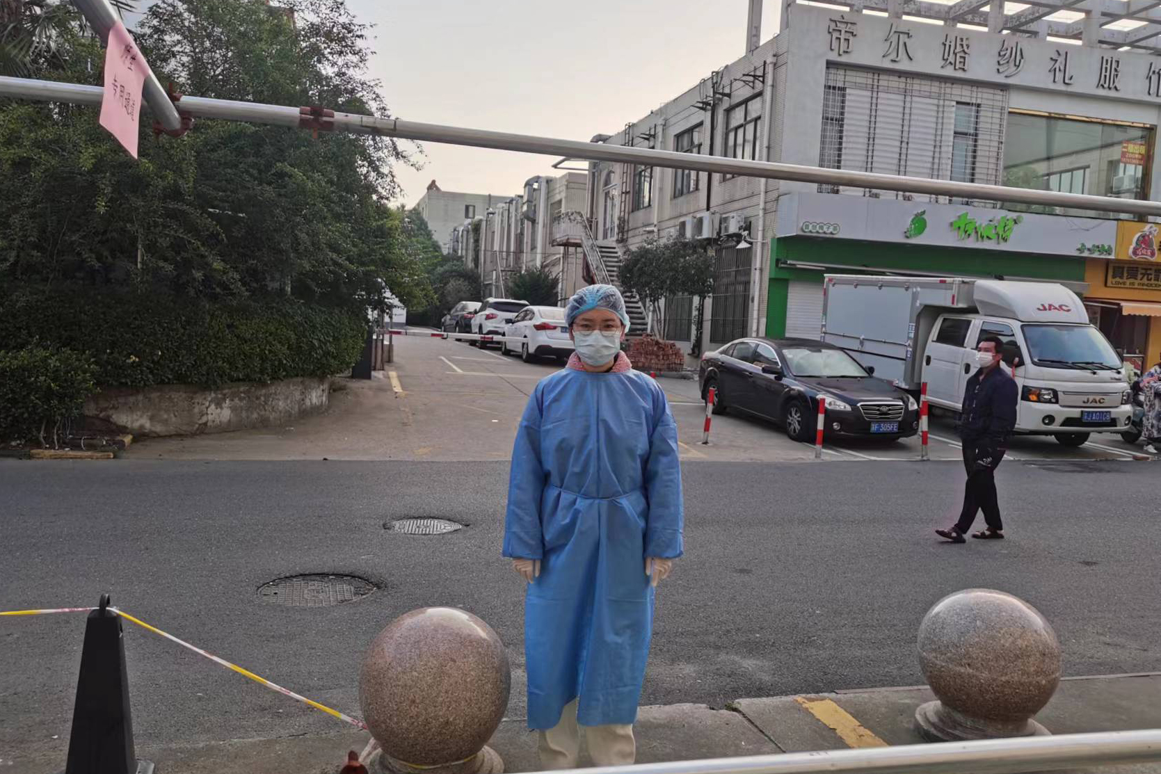 3b9e9abf408f4357bf927cc900595da9.jpg 3b9e9abf408f4357bf927cc900595da9.jpg