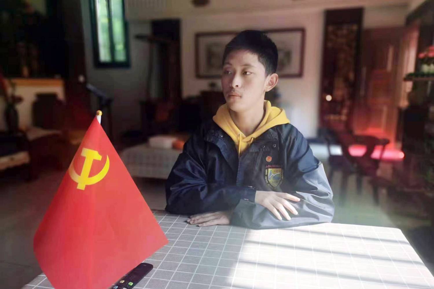 3d4a5c99ba4e48ea8e70bca111a5d17f.jpg 3d4a5c99ba4e48ea8e70bca111a5d17f.jpg