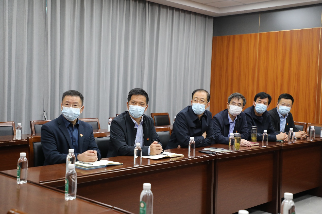 719c9ddd7faa4ab094b4167b9fe5614e.jpg 719c9ddd7faa4ab094b4167b9fe5614e.jpg