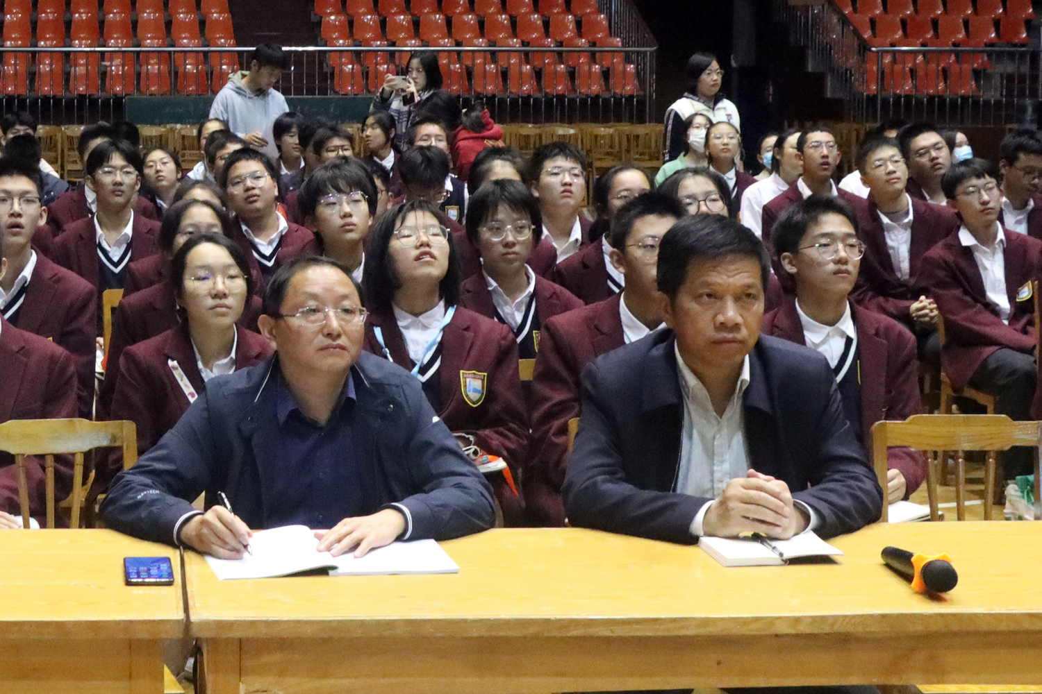 40a68f3db75c4bd189030ea3c4a0b18f.jpg 40a68f3db75c4bd189030ea3c4a0b18f.jpg