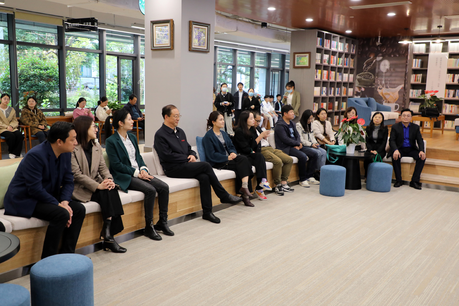 4f6af13975064193b5d1acdfb2f76fc9.jpg 4f6af13975064193b5d1acdfb2f76fc9.jpg