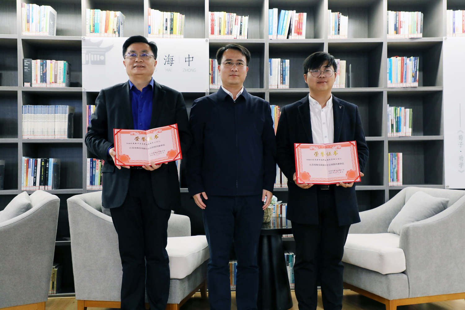 504d9bb0c2c94257b77c74890bb7c87d.jpg 504d9bb0c2c94257b77c74890bb7c87d.jpg