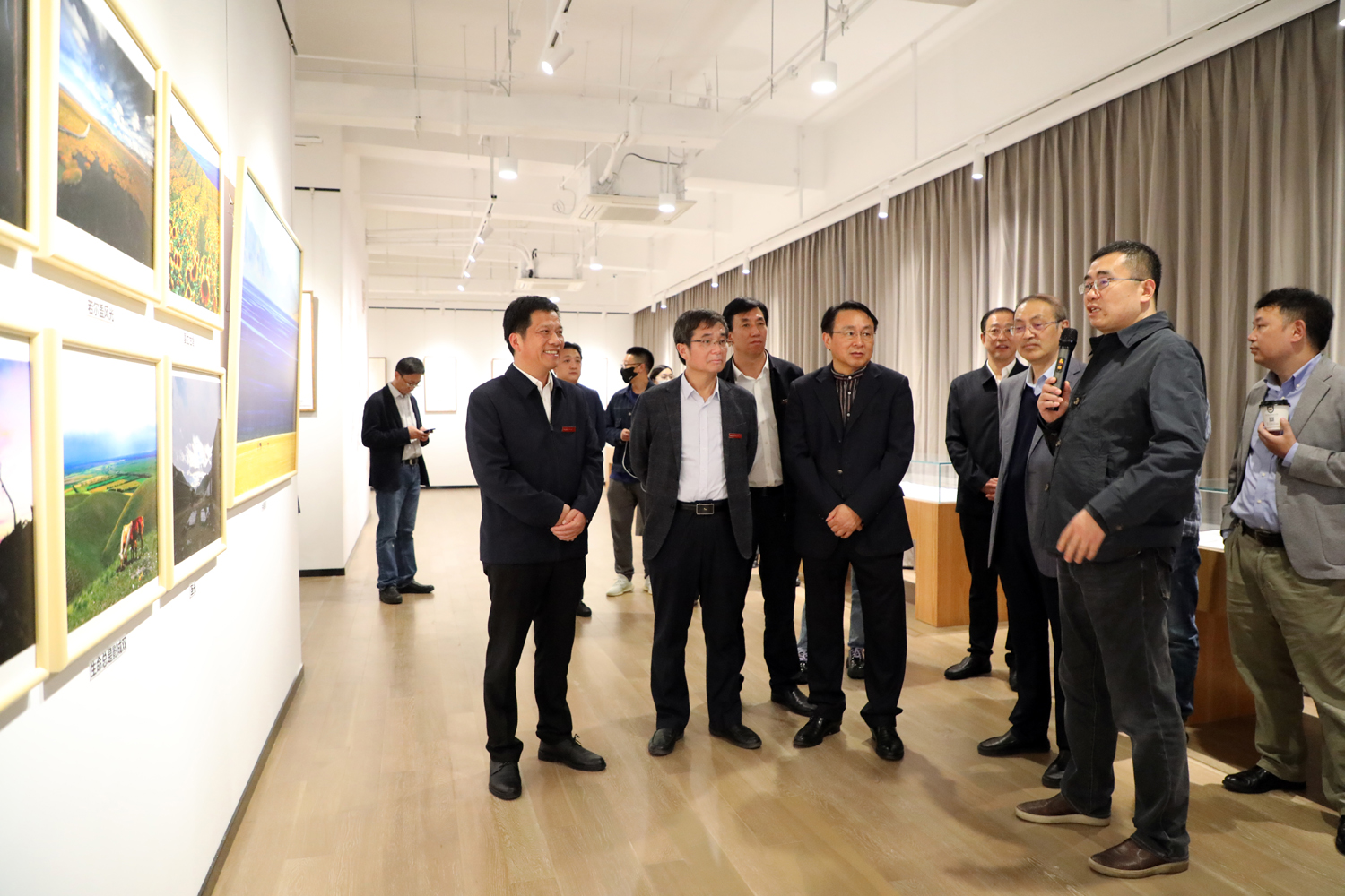 90b54fe24e2f4104af41fa671f388df8.jpg 90b54fe24e2f4104af41fa671f388df8.jpg