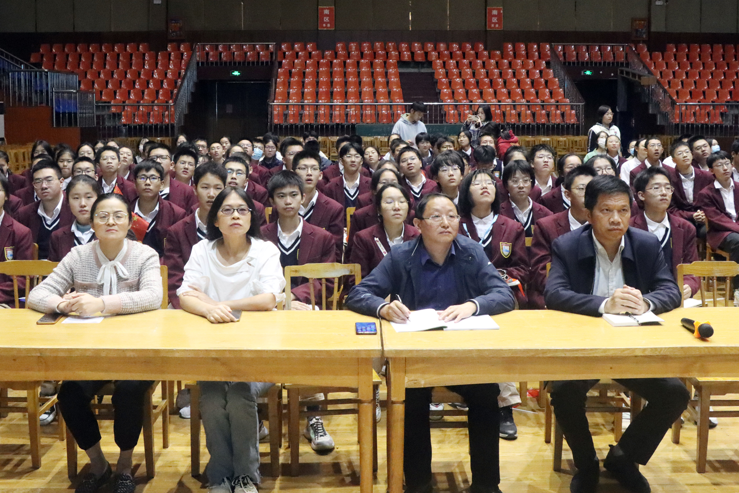 ed73e4d0b9e84e8891e2f6ff6b9a2fa4.jpg ed73e4d0b9e84e8891e2f6ff6b9a2fa4.jpg