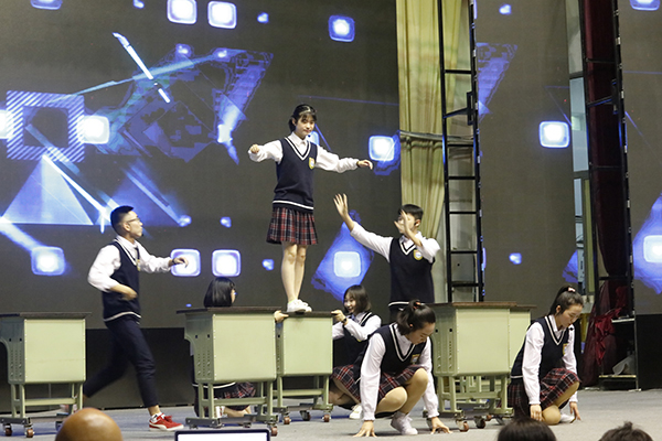 9a69867de82f477ca235d4f21c0551d4.jpg 9a69867de82f477ca235d4f21c0551d4.jpg