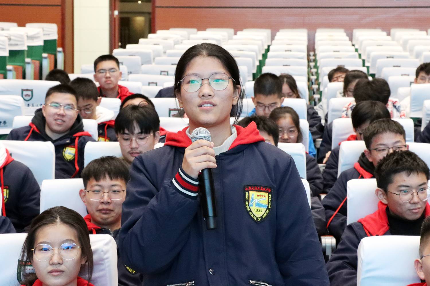 a9c1bef959f84b50a7f1f926234d8f21.jpg a9c1bef959f84b50a7f1f926234d8f21.jpg