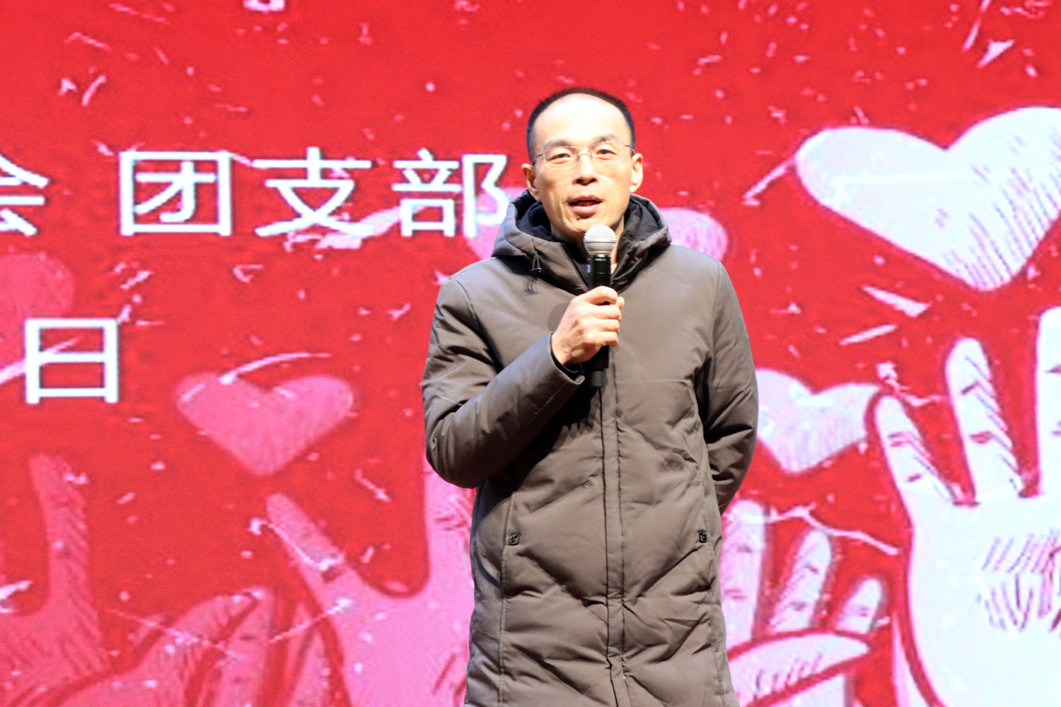 fd15678b696c4b6295d021c6a9f6e683.jpg fd15678b696c4b6295d021c6a9f6e683.jpg