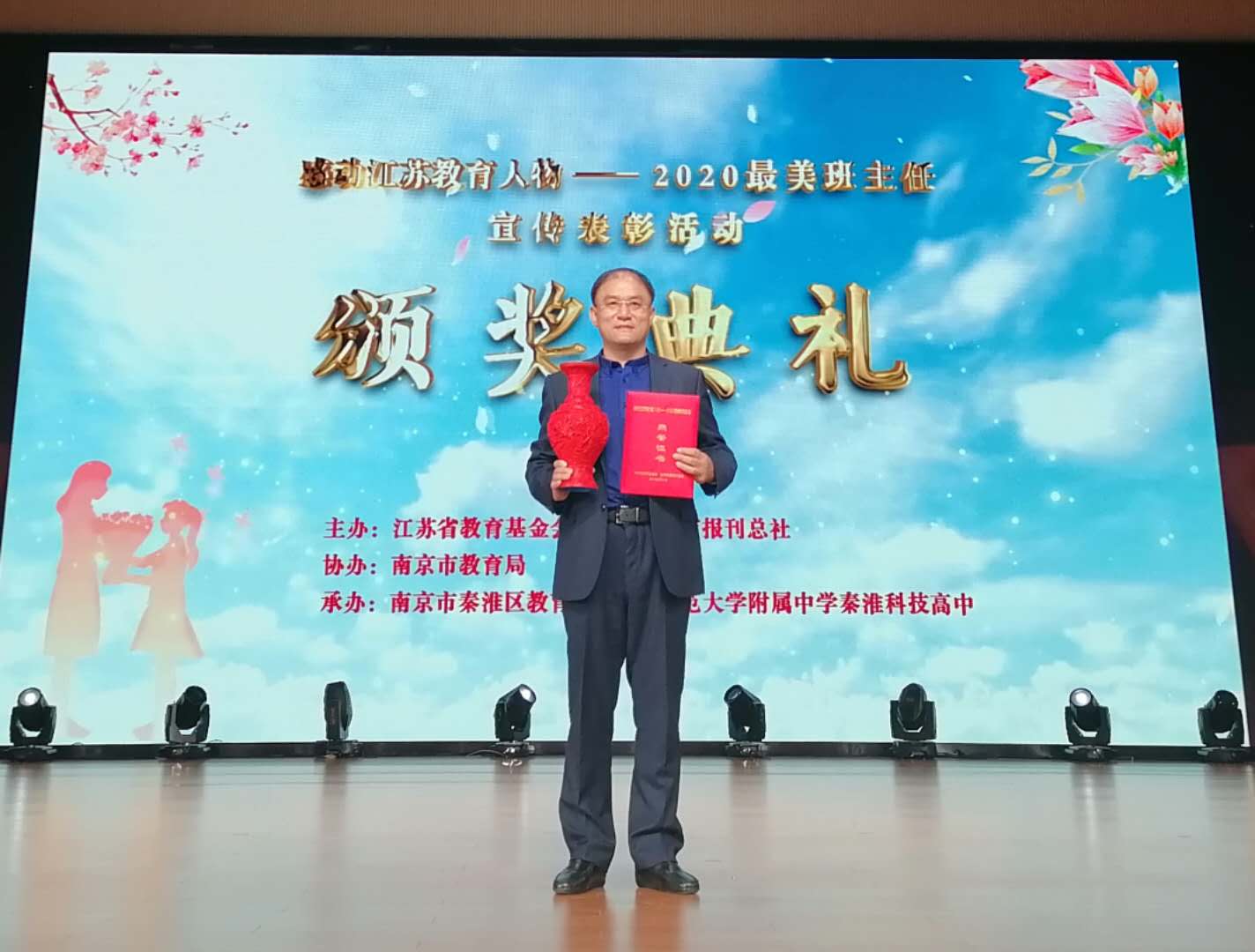 f749db8b42a74dcf80dd0bc163f2c65a.jpg f749db8b42a74dcf80dd0bc163f2c65a.jpg