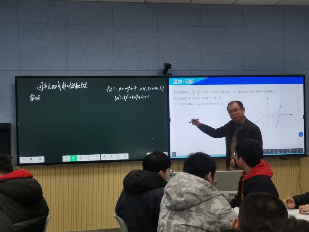 4d53b919a27f4ed490dcadfdcfc68d20.jpg 4d53b919a27f4ed490dcadfdcfc68d20.jpg