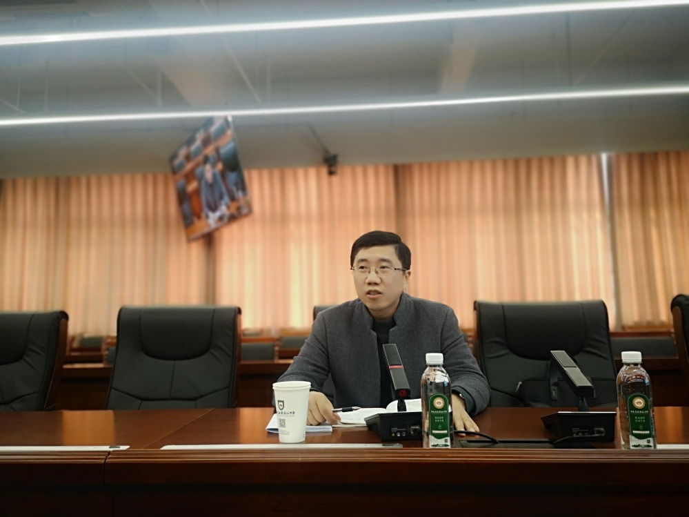 c25cc8f3c78944f6925f84f017249811.jpg c25cc8f3c78944f6925f84f017249811.jpg