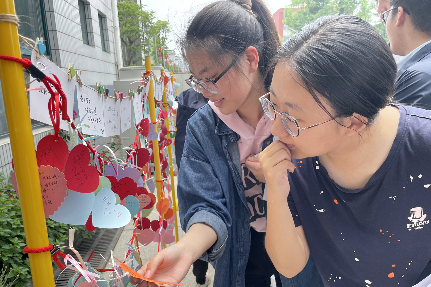 8d66d8062a044507b0b4f5d12b5a497d.jpg 8d66d8062a044507b0b4f5d12b5a497d.jpg