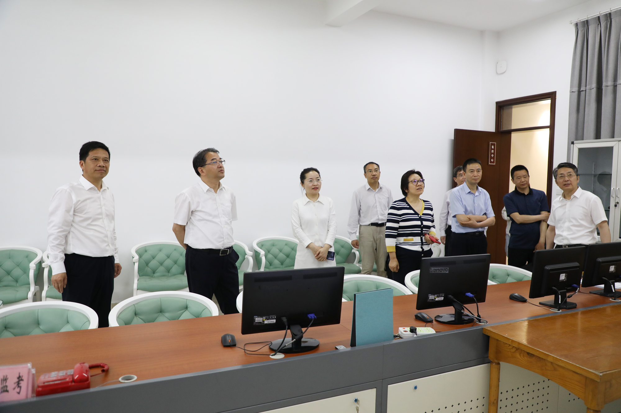 c18b1c3ca87e47cdbeddeb6e863c6b5d.jpg c18b1c3ca87e47cdbeddeb6e863c6b5d.jpg