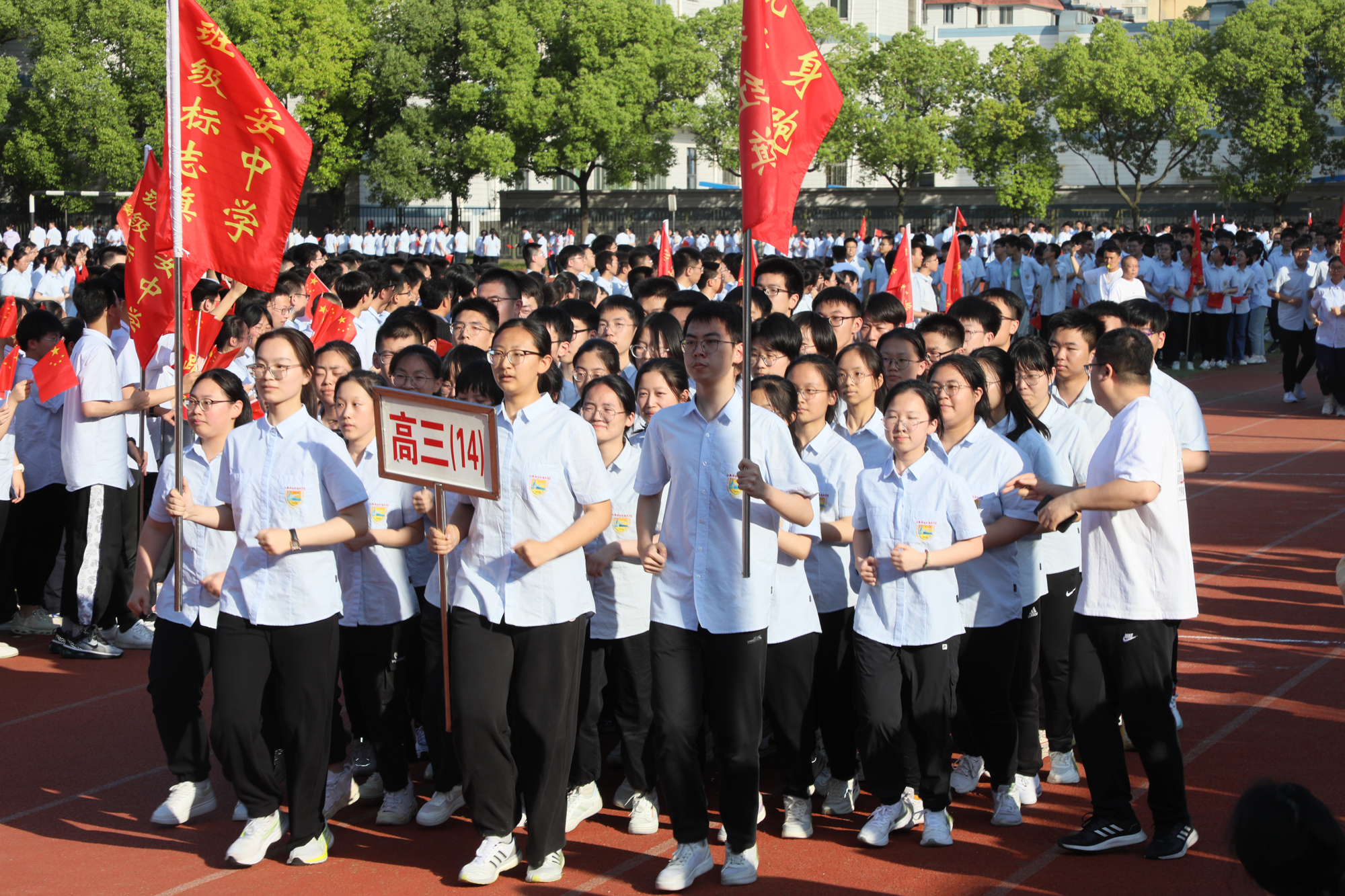 9de1f383e0cd411198a24e91f53b6125.jpg 9de1f383e0cd411198a24e91f53b6125.jpg