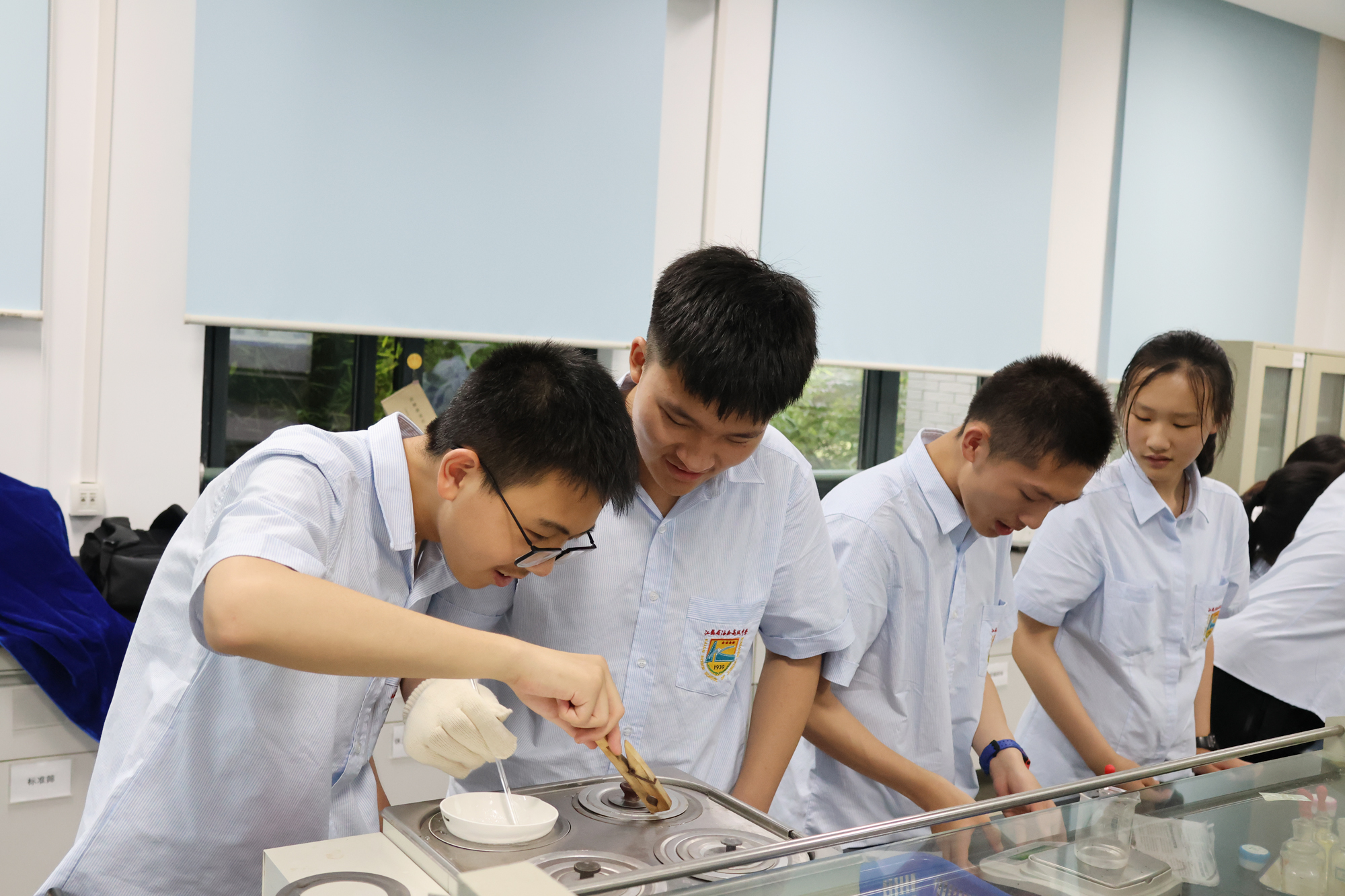 7815f8cec19a4cdeb4dcaa92366abefa.jpg 7815f8cec19a4cdeb4dcaa92366abefa.jpg