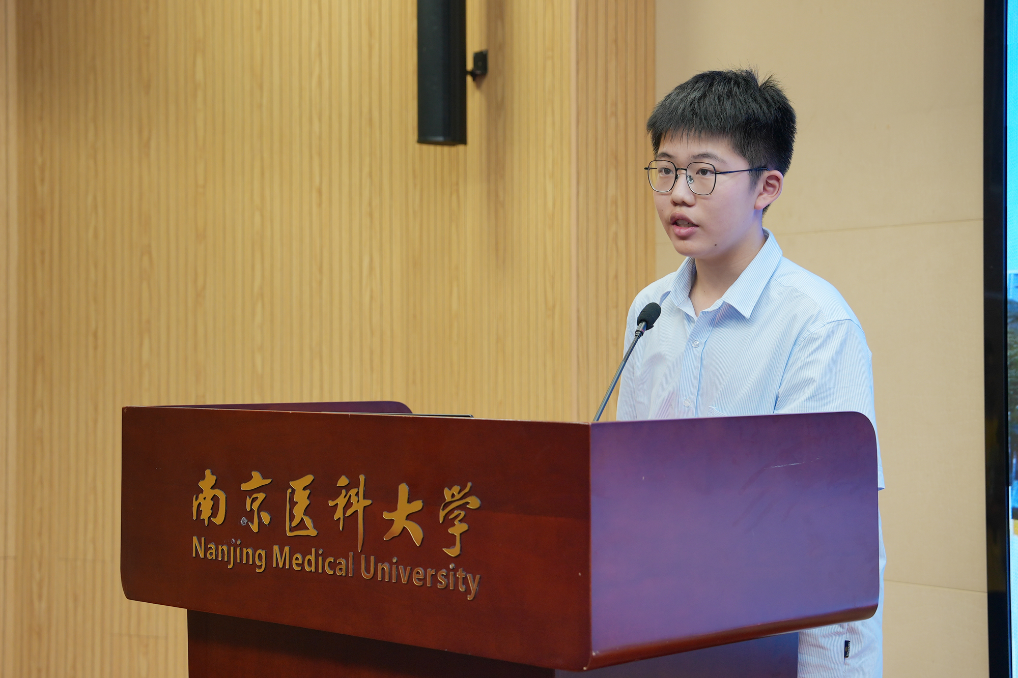 8e238a6c66b0440c90f78135f6a6a50d.jpg 8e238a6c66b0440c90f78135f6a6a50d.jpg