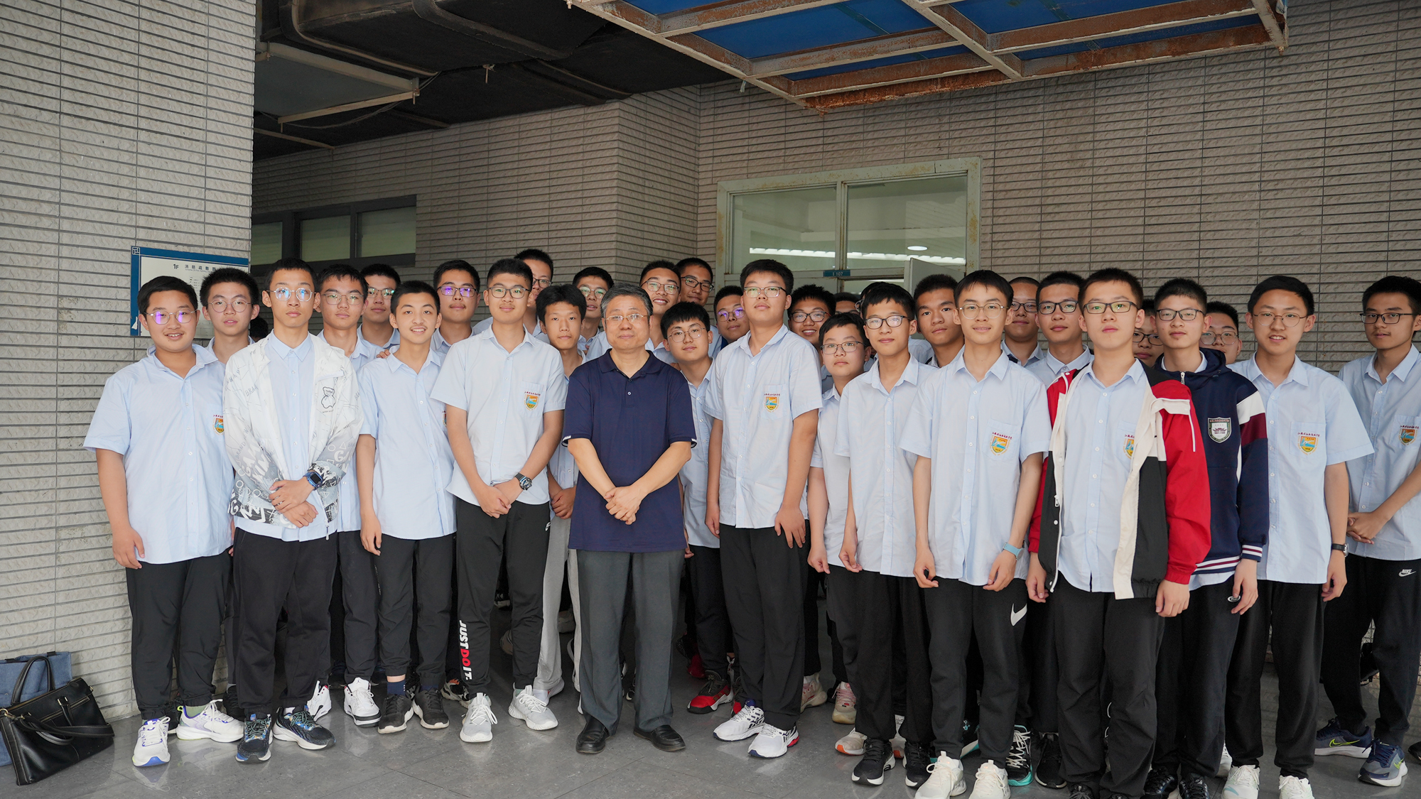 7805153472d640bda10430778255636b.jpg 7805153472d640bda10430778255636b.jpg