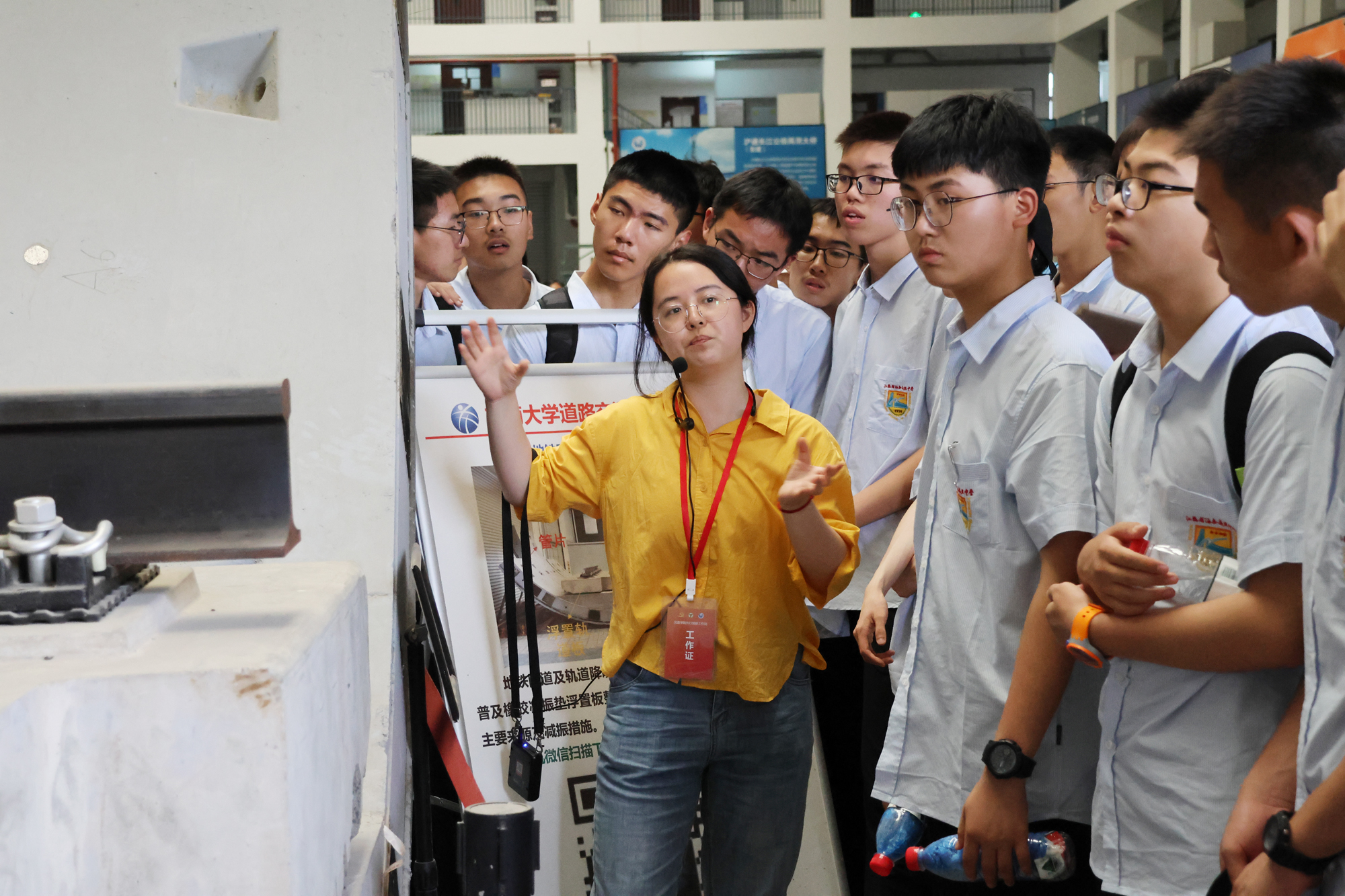 74c1bbeae3e94fc785da3bab8e2f3542.jpg 74c1bbeae3e94fc785da3bab8e2f3542.jpg