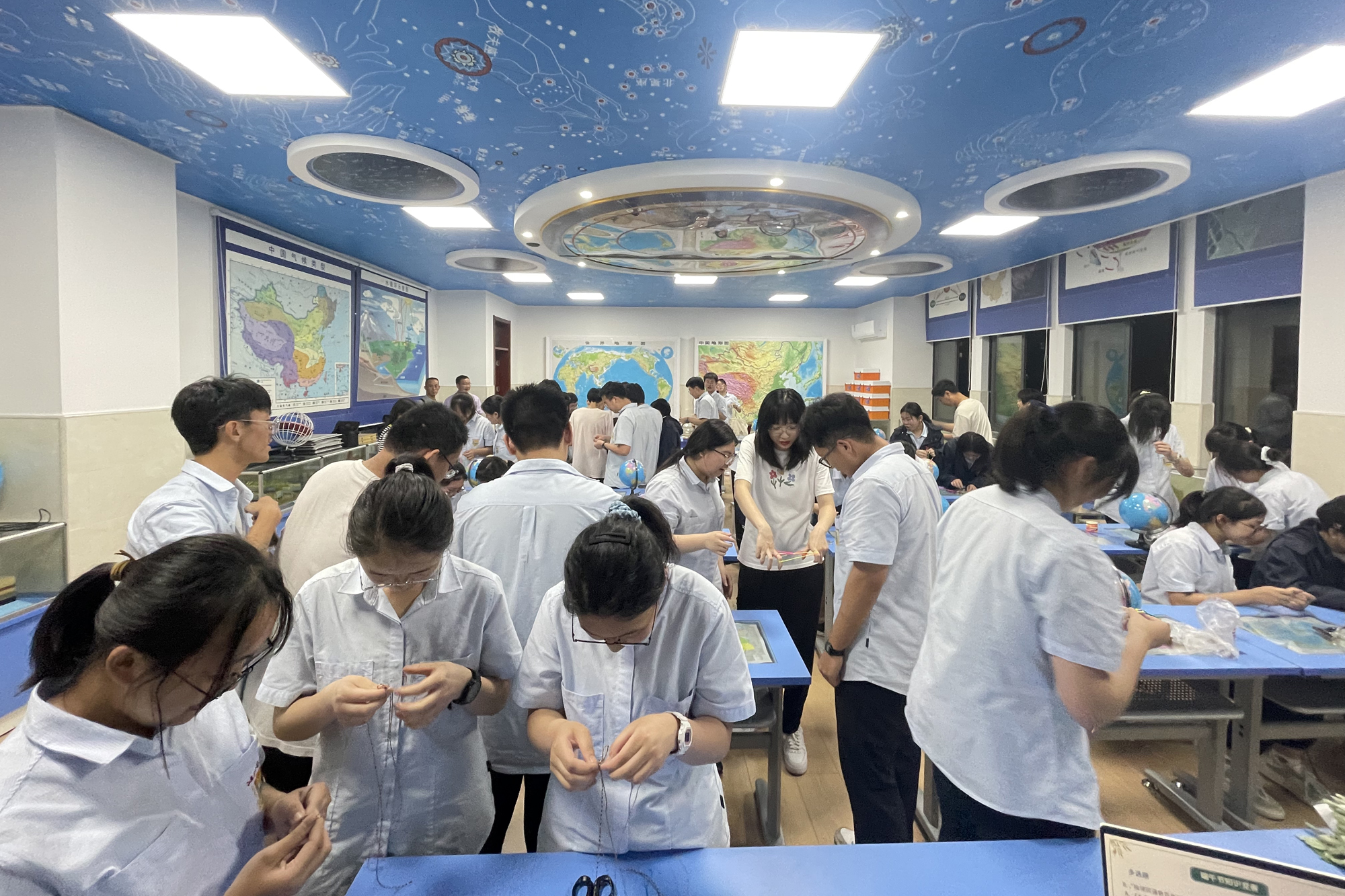 8cbd8f477f4049859db0d172f7c81dac.jpg 8cbd8f477f4049859db0d172f7c81dac.jpg