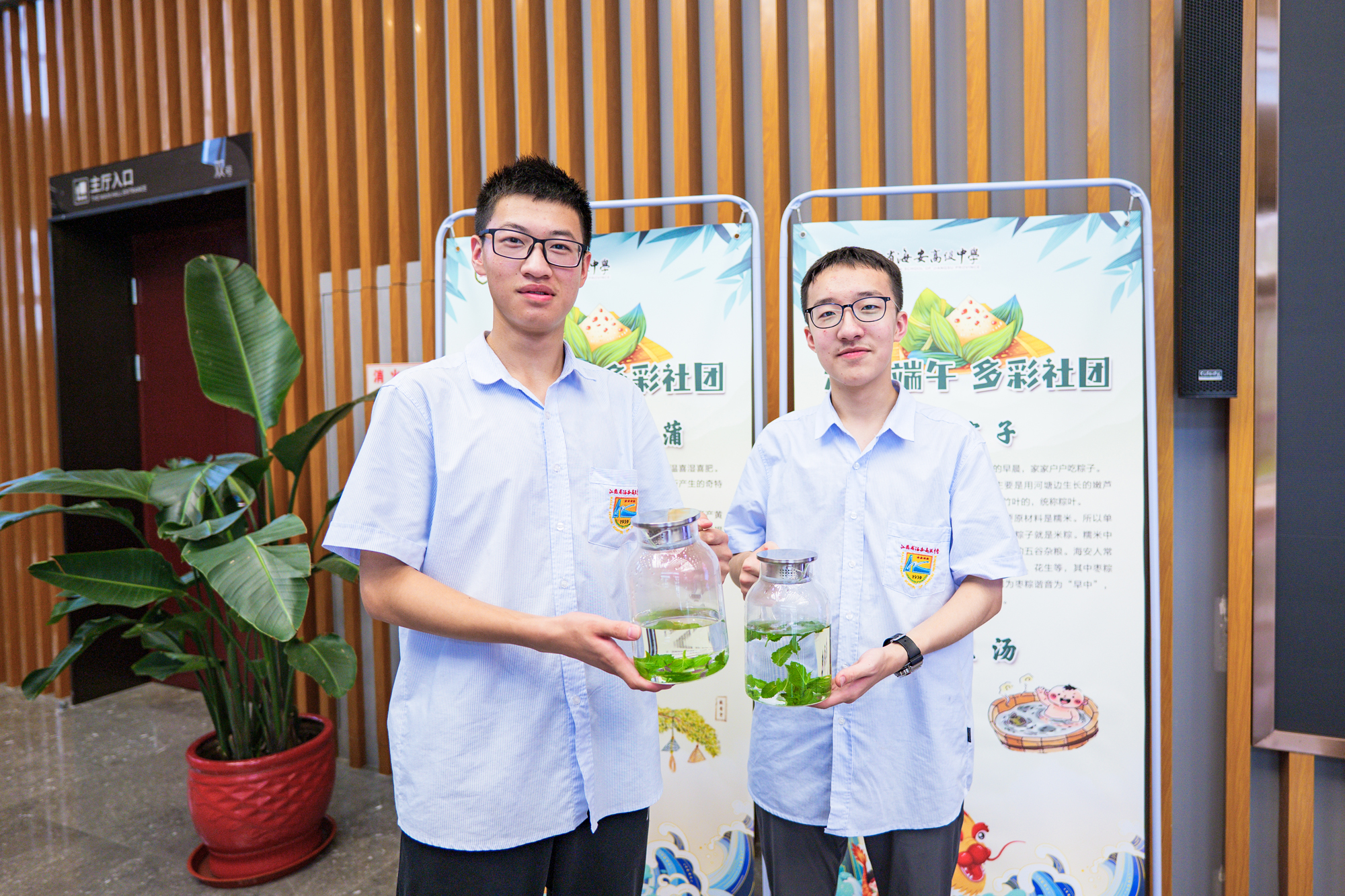 a41b37b73e8d4ee8a3fde416dc2637ea.jpg a41b37b73e8d4ee8a3fde416dc2637ea.jpg