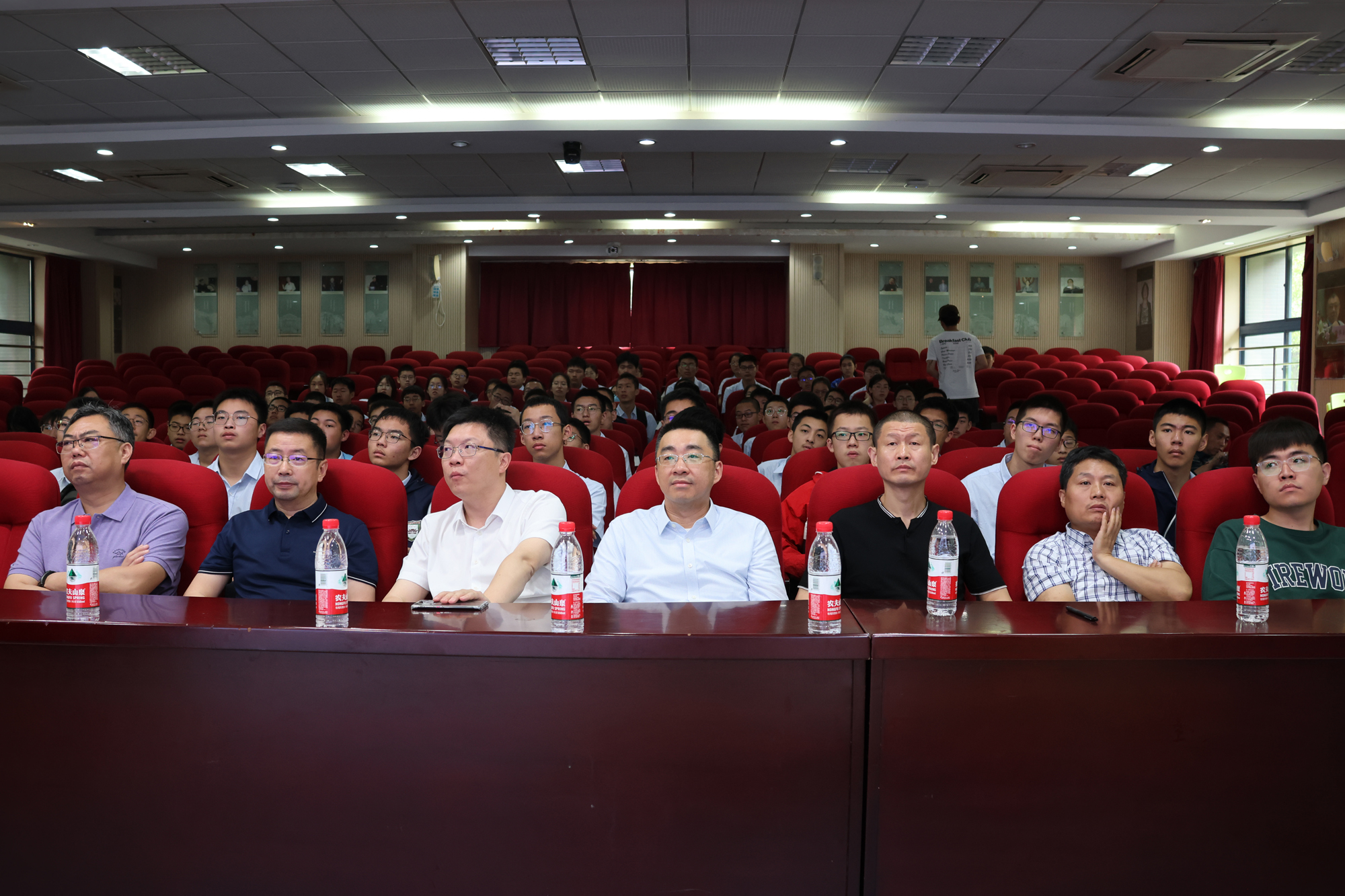 c13a18787a694e24879a27bc9f8794e1.jpg c13a18787a694e24879a27bc9f8794e1.jpg