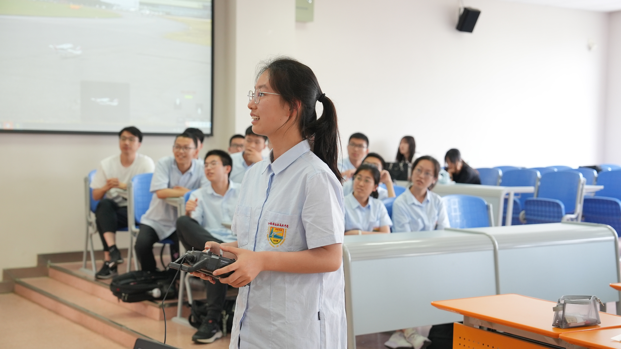 e21113b9d3b34e5faff9467eb856a521.jpg e21113b9d3b34e5faff9467eb856a521.jpg