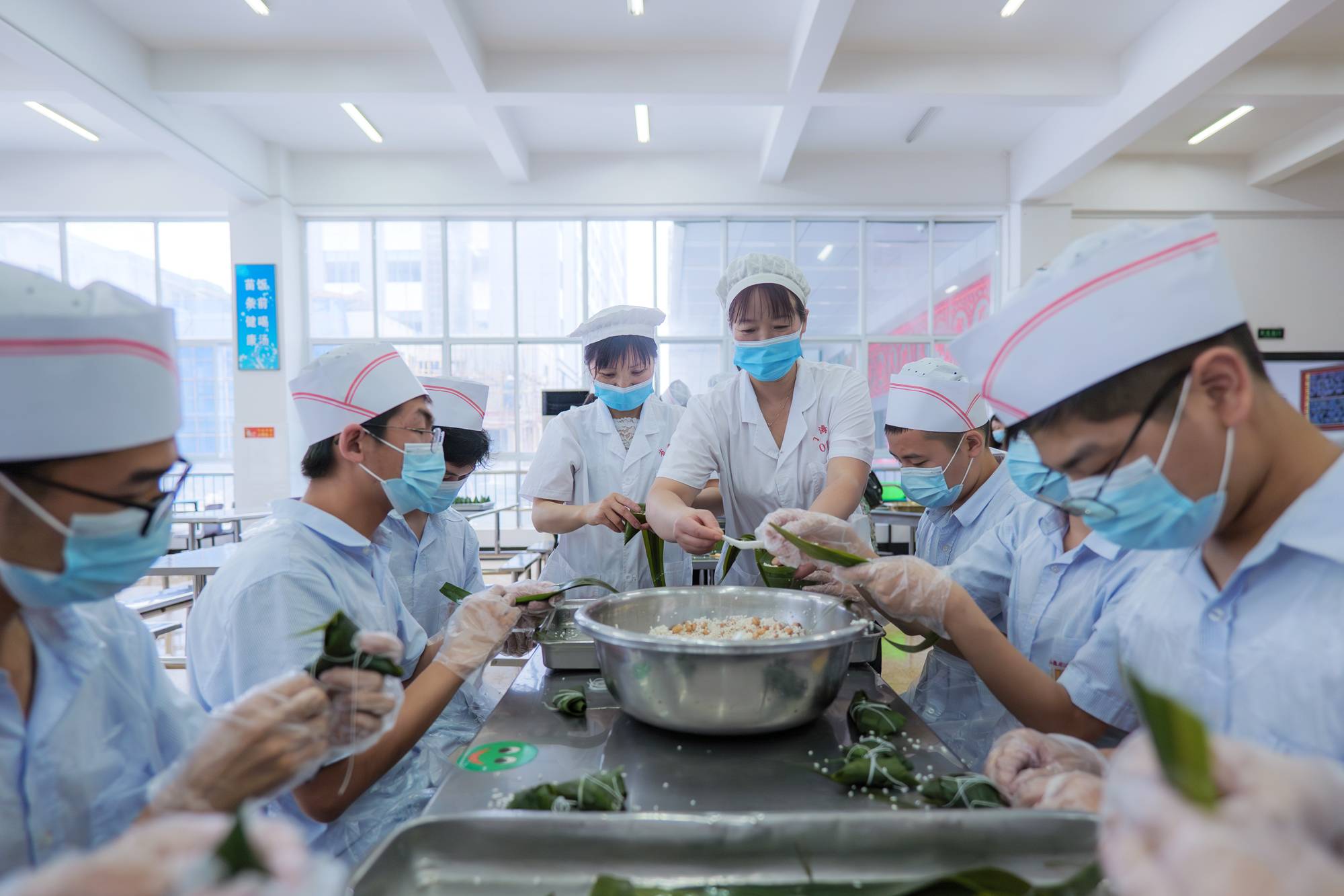 ec3a6a2e0f4943edb51cbe6d48b56791.jpg ec3a6a2e0f4943edb51cbe6d48b56791.jpg