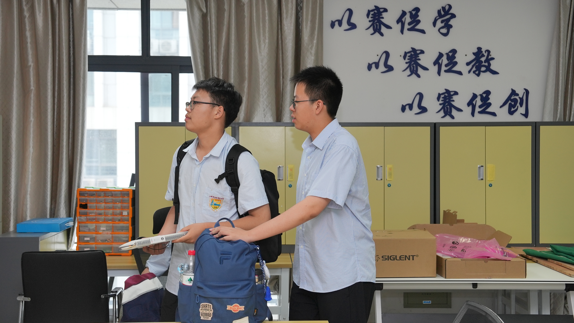 2653ad668bca4f979f47515379db59ad.jpg 2653ad668bca4f979f47515379db59ad.jpg