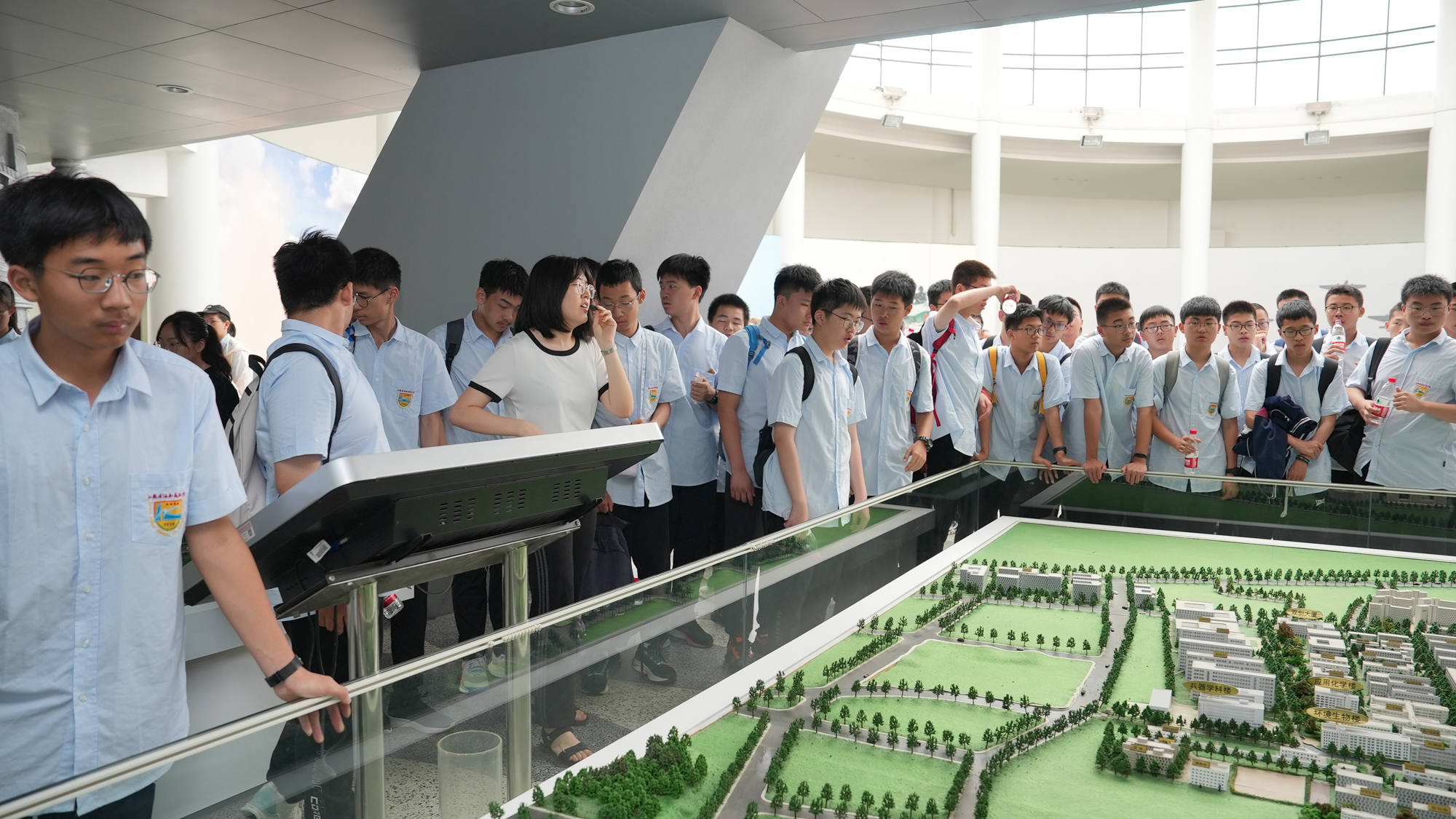 9df3c471b4a44fca91855135abc0c775.jpg 9df3c471b4a44fca91855135abc0c775.jpg