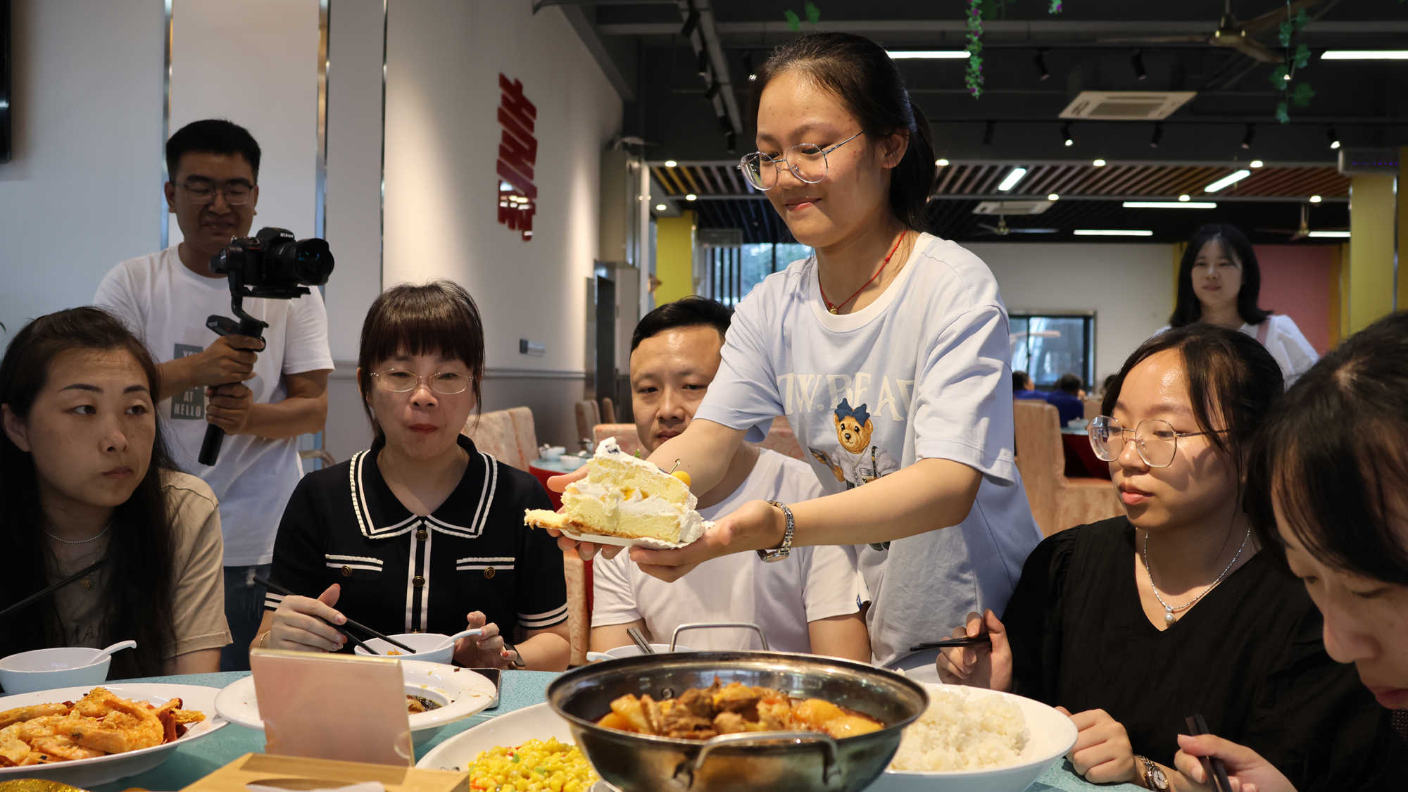 bb060be40e8949f8890ae069568acf58.jpg bb060be40e8949f8890ae069568acf58.jpg