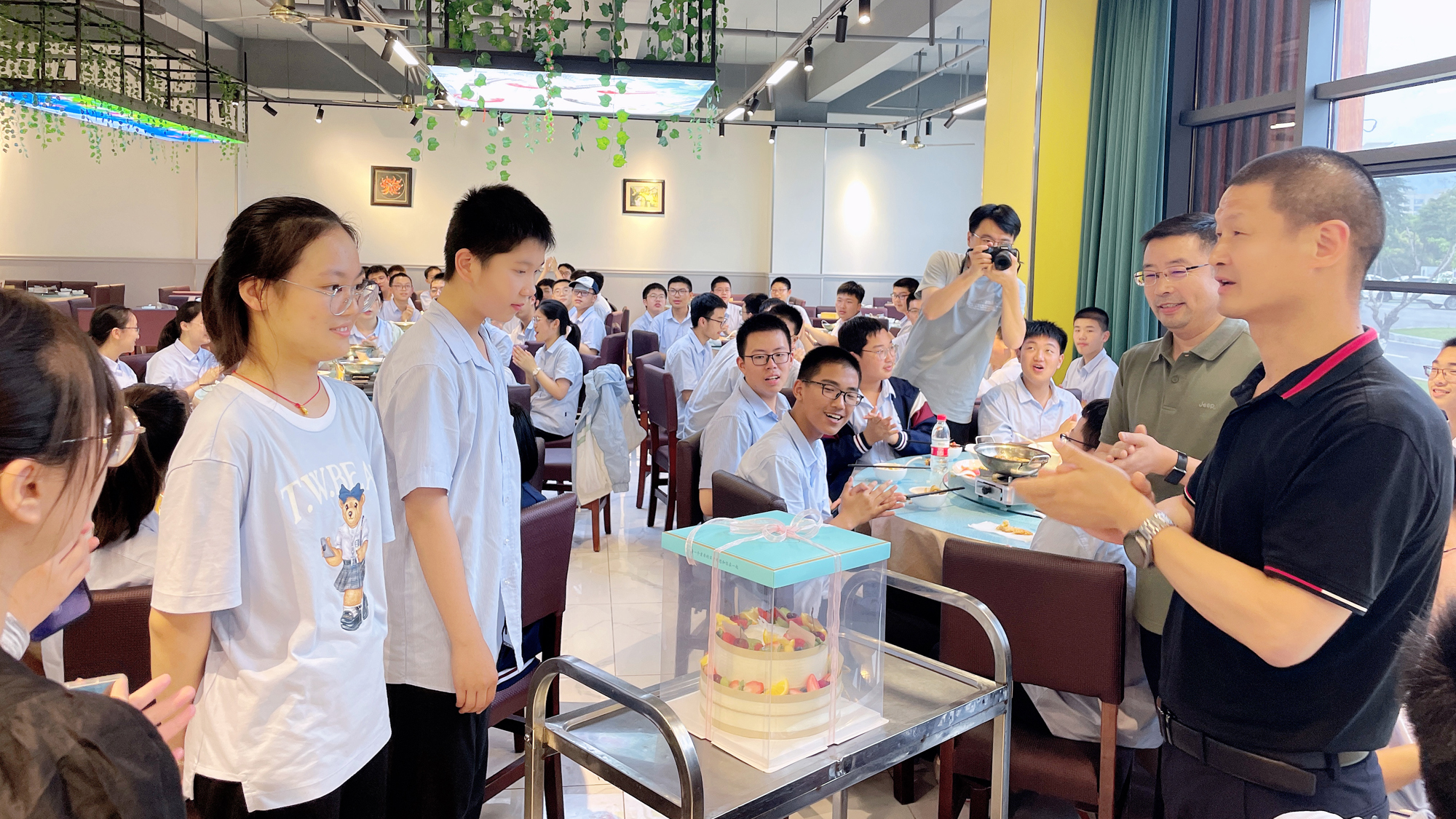 d145bd19fc4240f6b3d1419a7f4d644d.jpg d145bd19fc4240f6b3d1419a7f4d644d.jpg