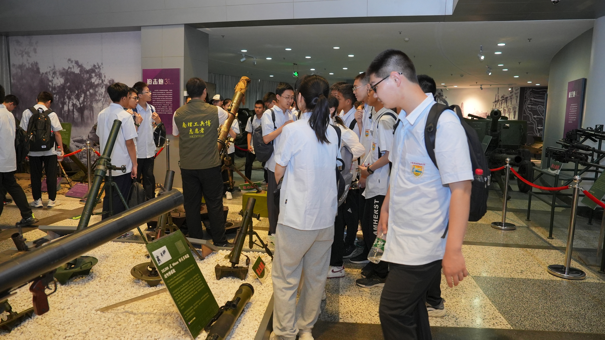 f8914a8119be4f29a518fb04e5923357.jpg f8914a8119be4f29a518fb04e5923357.jpg