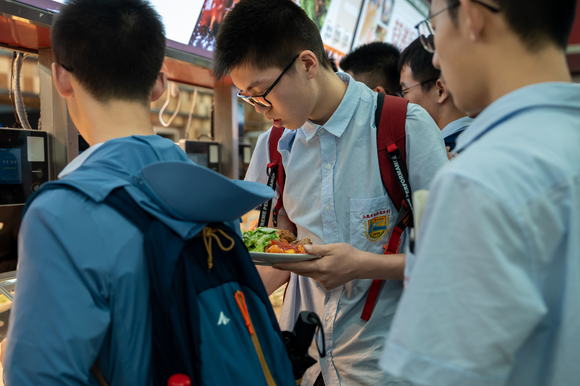 b1778e2bd47e4154a86afe0cca1778bd.jpg b1778e2bd47e4154a86afe0cca1778bd.jpg