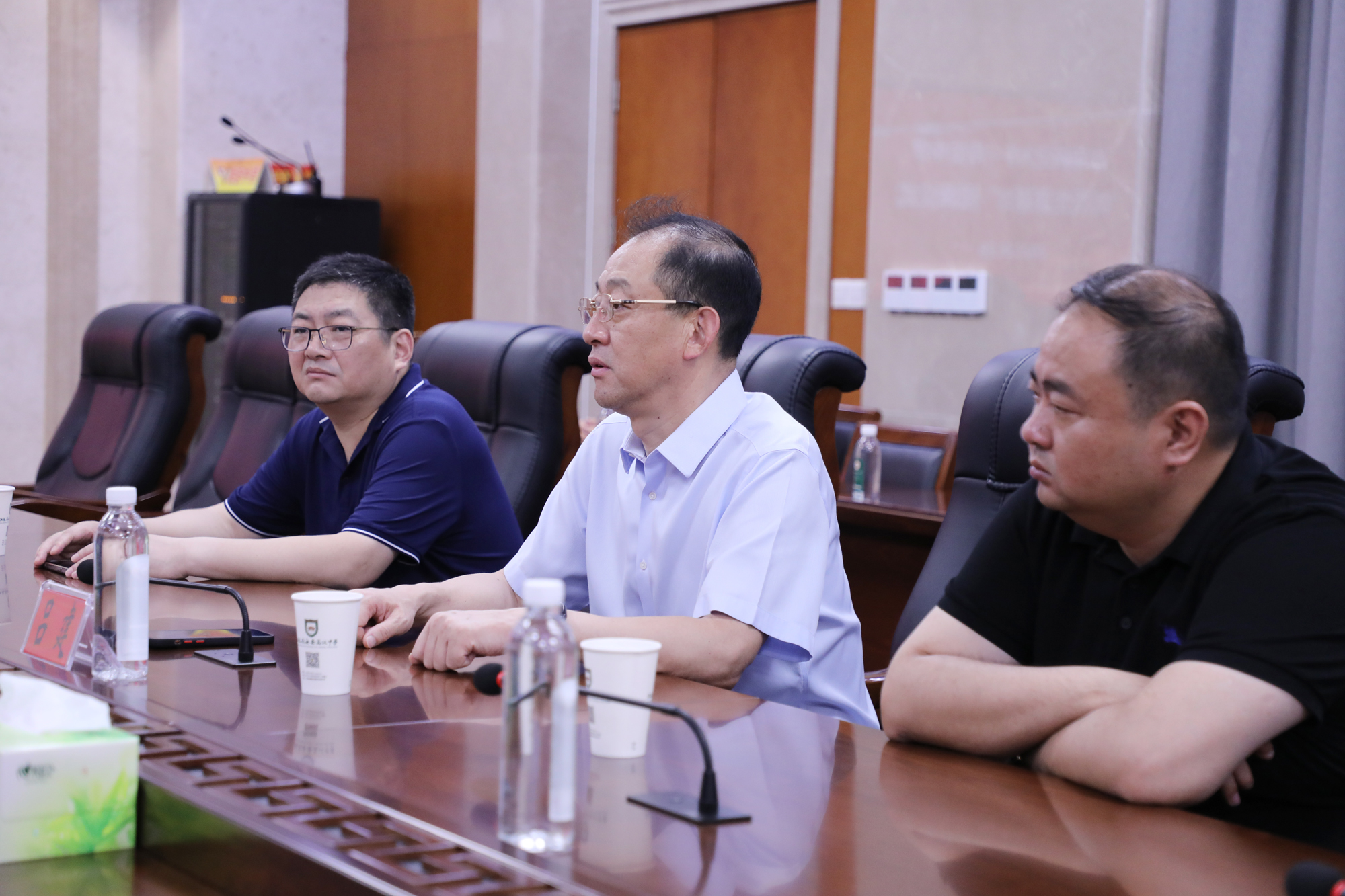 dc4d36423ba849fd9df6bdb6a258bd12.jpg dc4d36423ba849fd9df6bdb6a258bd12.jpg