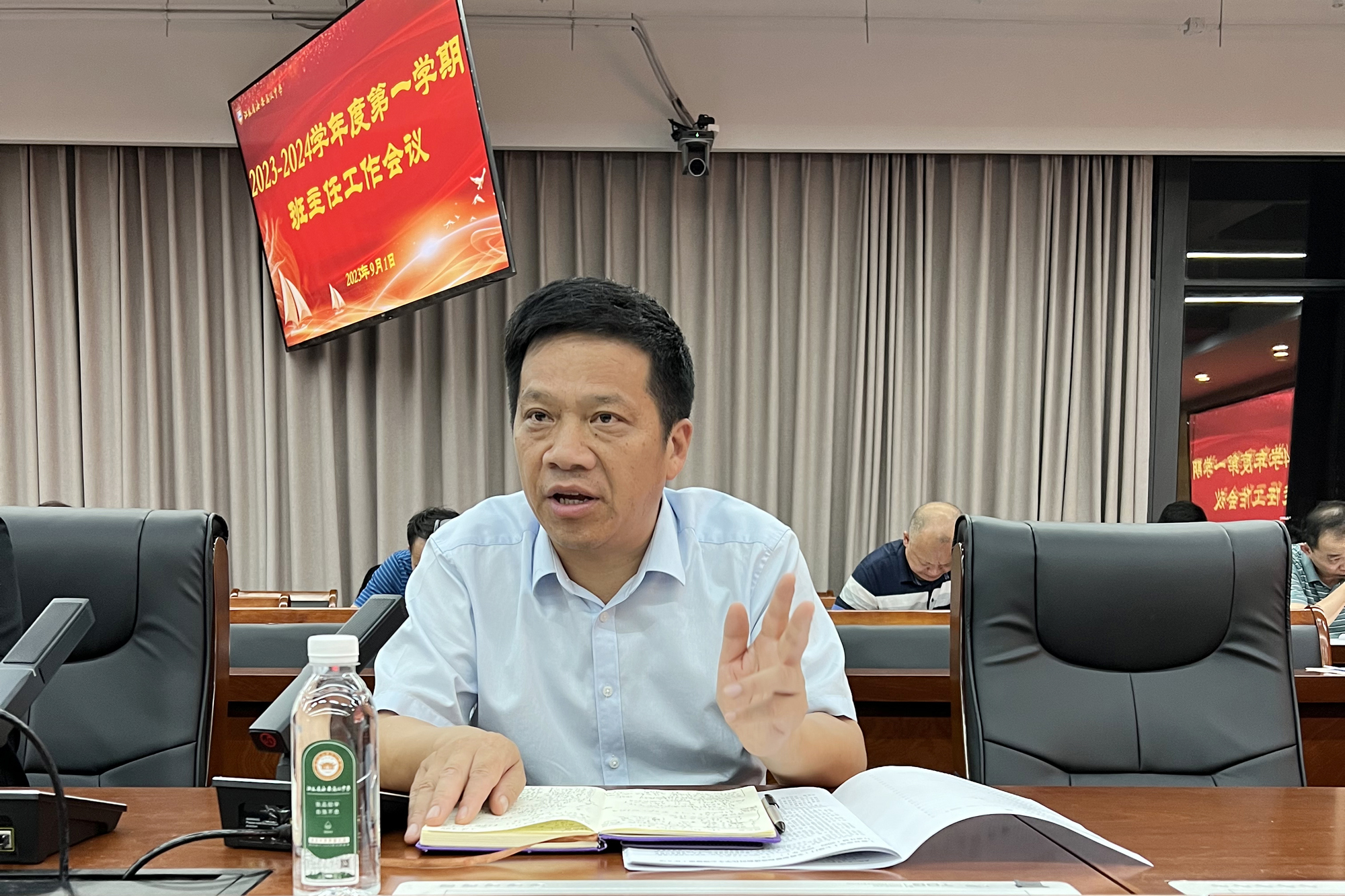 e22cf3076c14402e95e6b31b2f39f11f.jpg e22cf3076c14402e95e6b31b2f39f11f.jpg