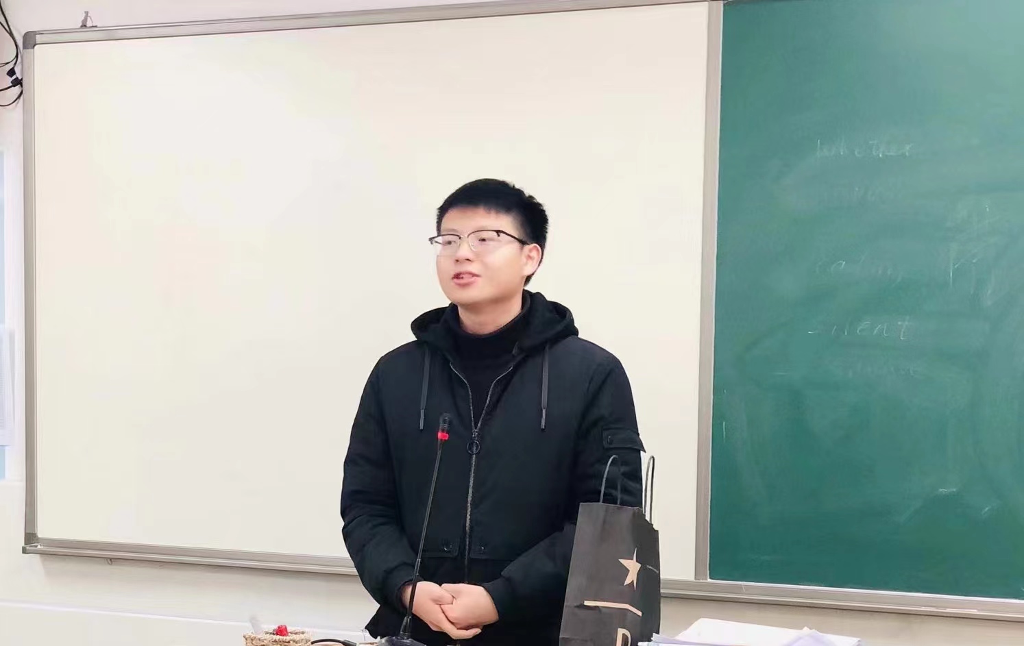 bba045f65ea44e53afc81a352ab80303.jpg bba045f65ea44e53afc81a352ab80303.jpg