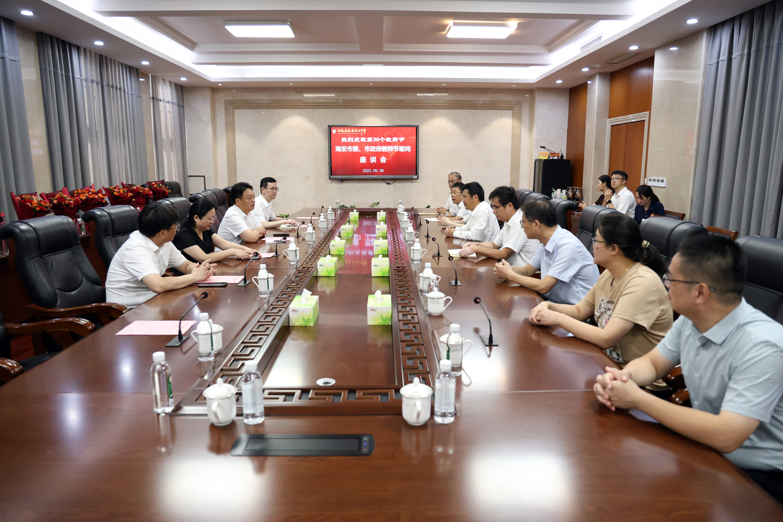 77fdda8931d14a5ca73b3fb79a8d6f32.jpg 77fdda8931d14a5ca73b3fb79a8d6f32.jpg