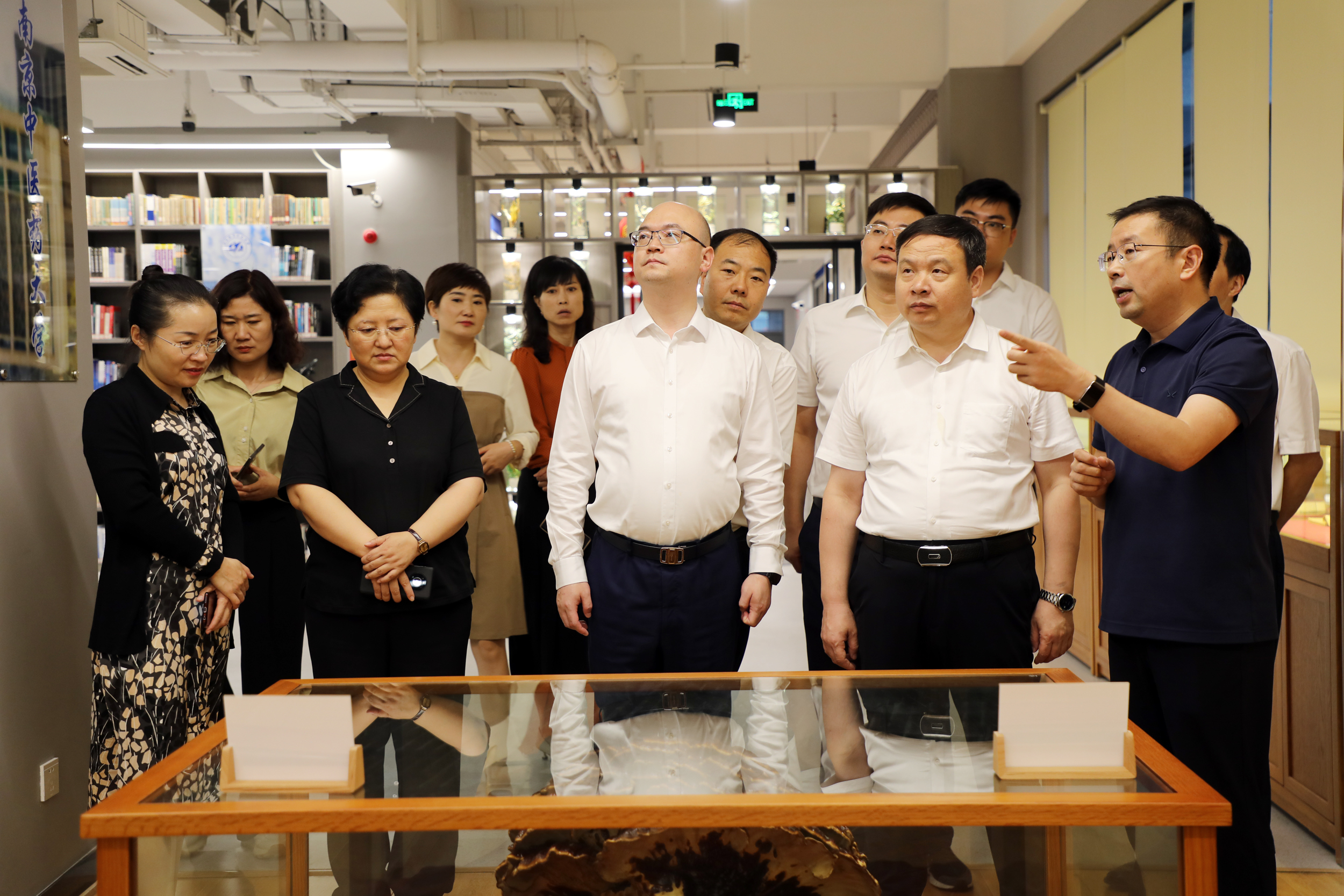 4f4a249fdd6544749e1e72eb3433068f.jpg 4f4a249fdd6544749e1e72eb3433068f.jpg