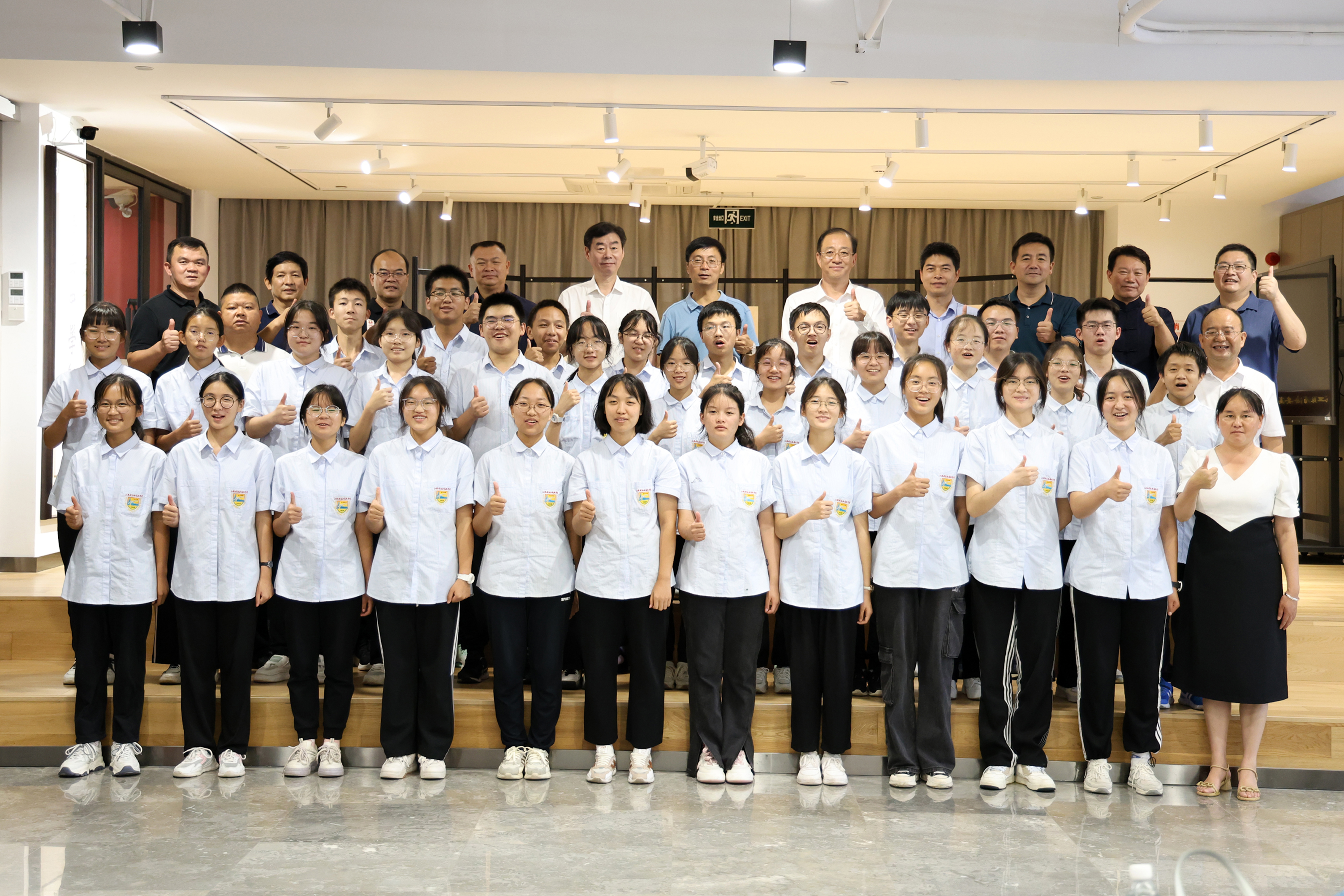 b7d9ea0582ce48eeb11dcbe3e3fce6eb.jpg b7d9ea0582ce48eeb11dcbe3e3fce6eb.jpg