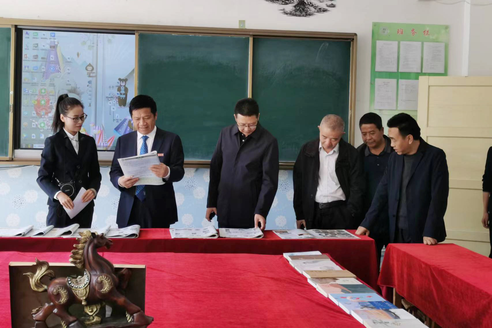 d032bf71ed0a4f6f90a3de300c0406a6.jpg d032bf71ed0a4f6f90a3de300c0406a6.jpg