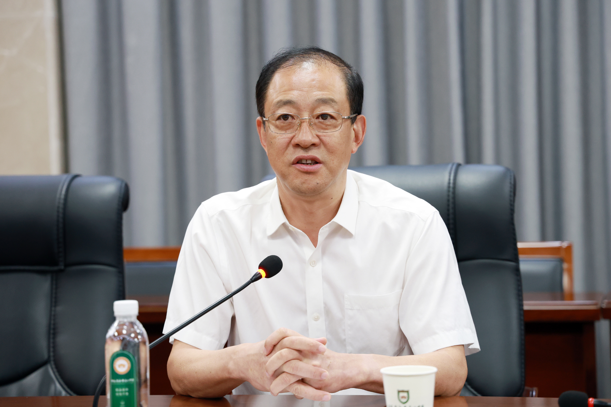 8595898dbcfa4719b04fc4aafac1814b.jpg 8595898dbcfa4719b04fc4aafac1814b.jpg